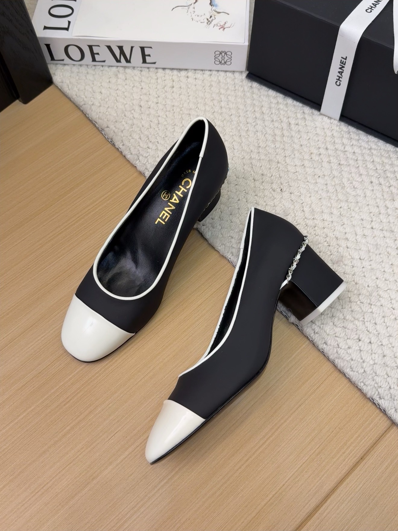 Chanel 25 Black & White Leather Pumps, Italian Packaging, Women Shoes 2 i1743387571 8261 6