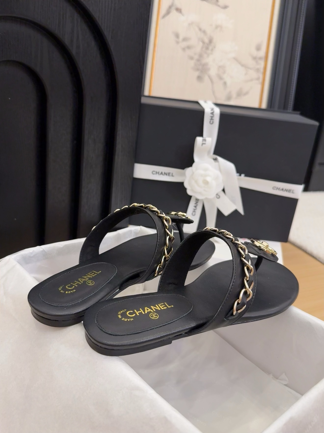 Elegant Chanel Black Leather Thong Sandals with Chain Detail - Size 35-39 10 i1743510680 5310 3
