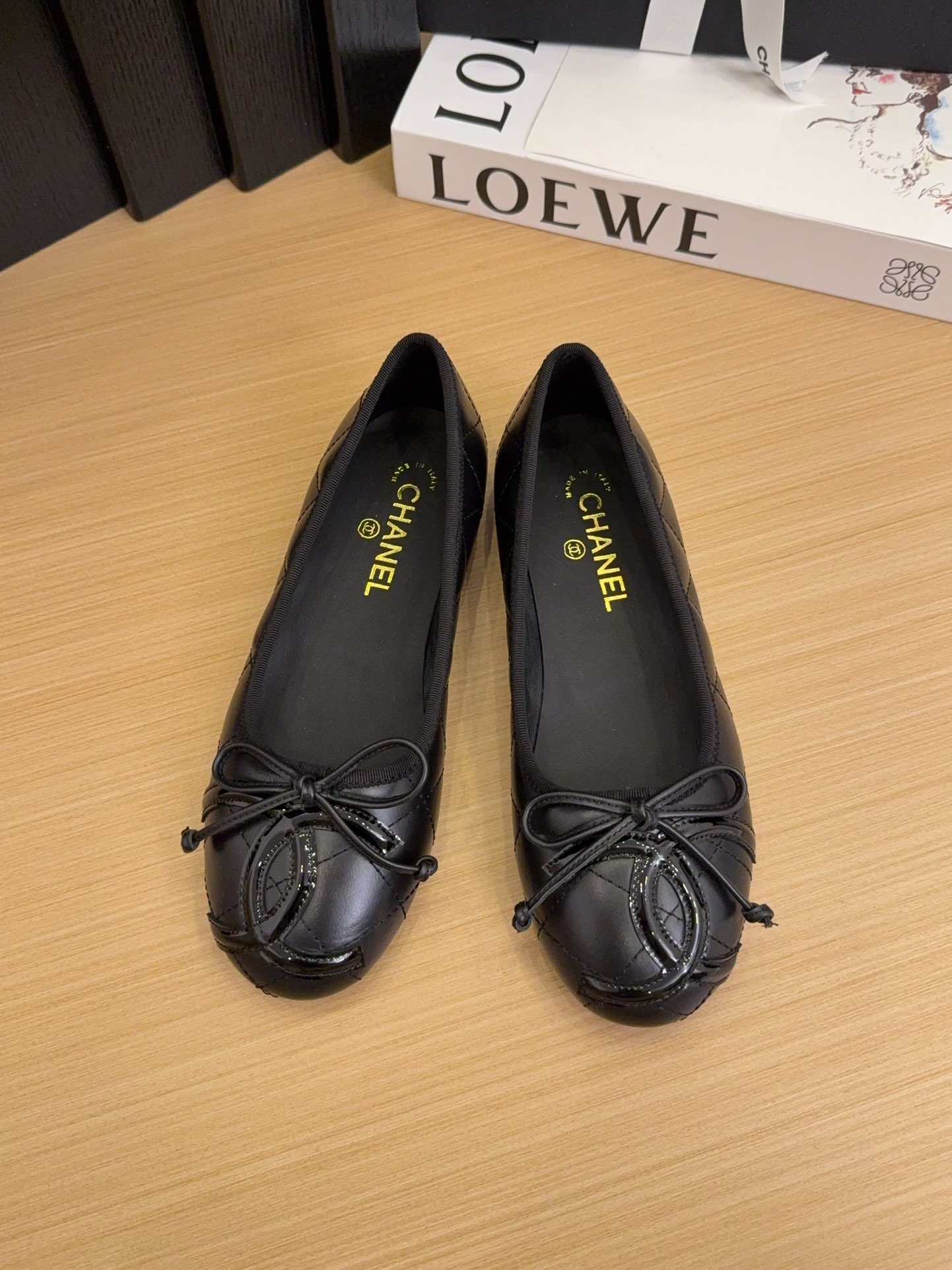 NO:490116,[Spot sale] *25 Counter [authentic grade] version!  !  Official catalog Numbers of codes 35, 36, 37, 38, 39 (34/40/41 Custom made and communicate with customer service) are equipped with genuine Italian packaging and single shoes19860909【现货发售】 *25 专柜【正品级】版本！！ 官方目录 码数35、36、37、38、39 (34/40/41 需要定做跟客服♂沟通) 均配有意大利正品包装,单鞋,Women's Shoes