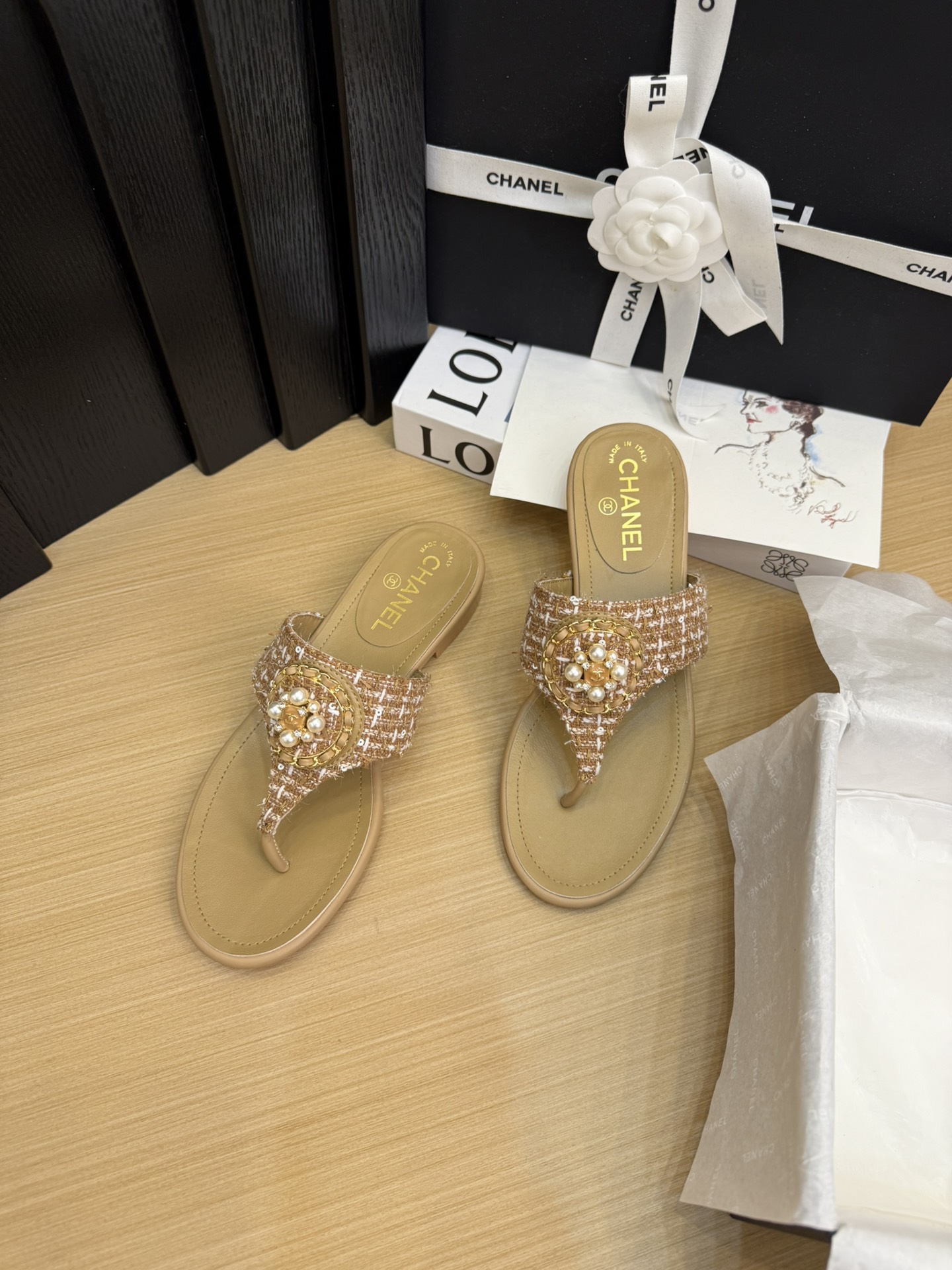 NO:409780,[Spot sale] *25 Counter [authentic grade] version!  !  Official catalog Numbers of 35, 36, 37, 38, 39 (34/40/41 Customized to communicate with customer service) are equipped with genuine Italian packaging, split-toe slippers, slippers19860909【现货发售】 *25 专柜【正品级】版本！！ 官方目录 码数35、36、37、38、39 (34/40/41 需要定做跟客服♂沟通) 均配有意大利正品包装,分趾鞋拖鞋,slippers,Women's Shoes