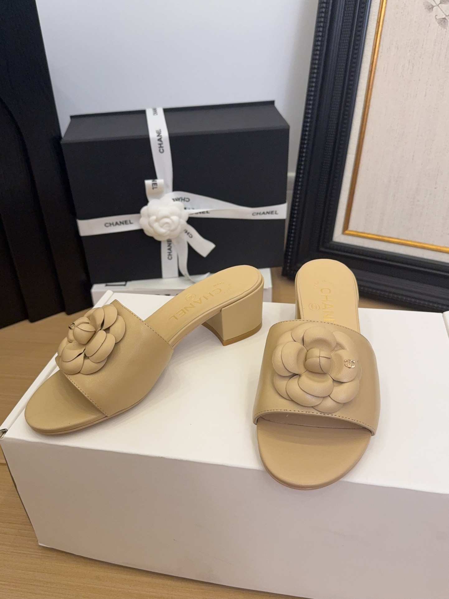 Elegant Women's Mules with Camellia Flower, Beige Leather, Low Block Heel 4 i1744199660 1504 1