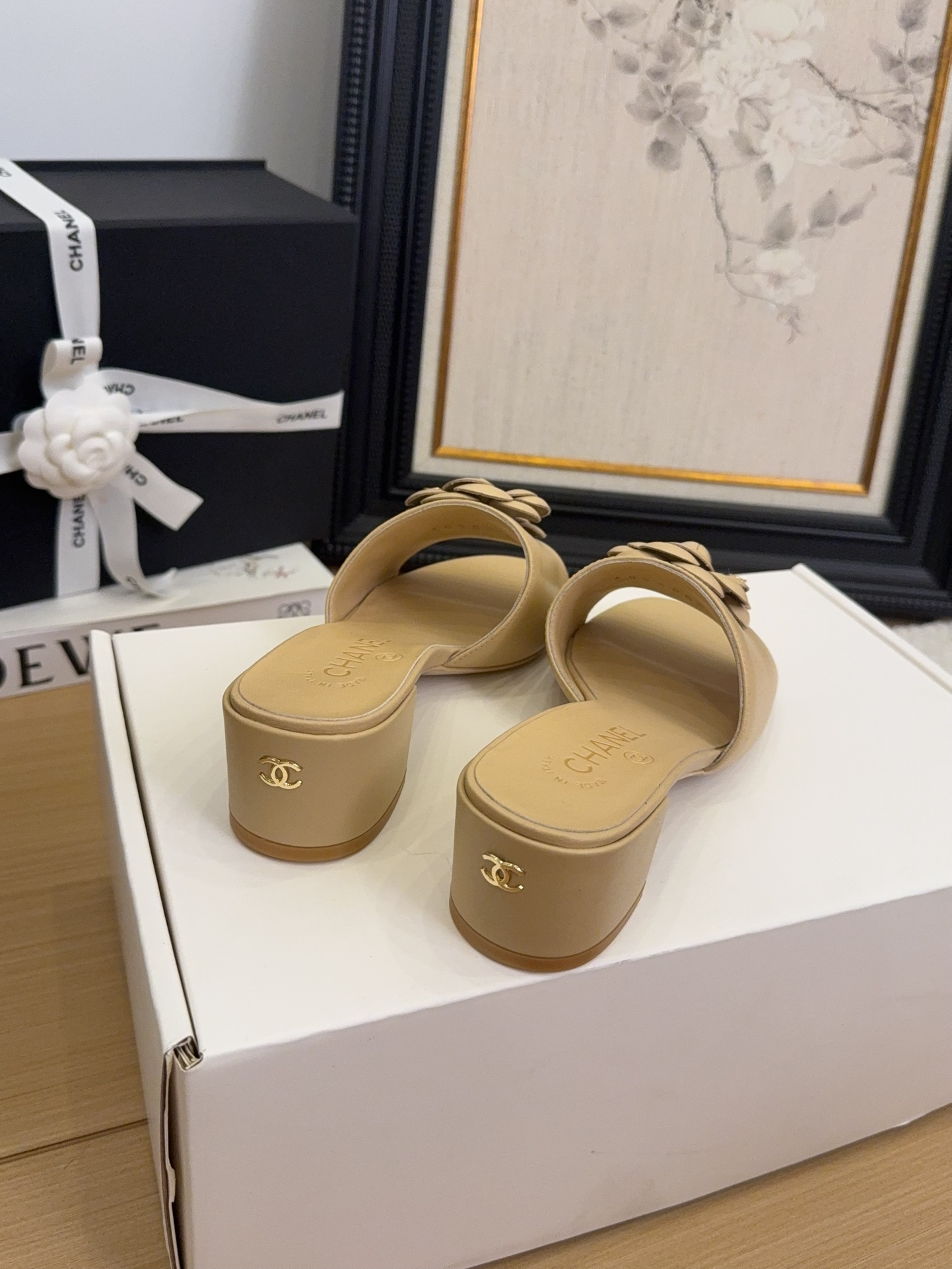 Elegant Women's Mules with Camellia Flower, Beige Leather, Low Block Heel 6 i1744199660 8482 5