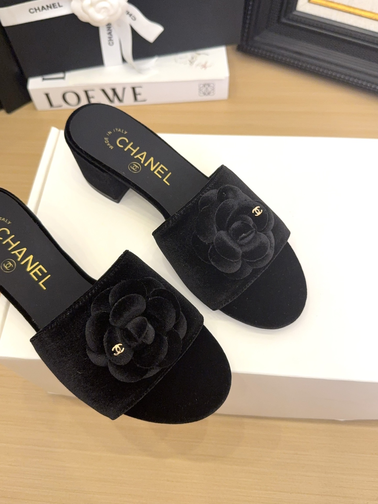 Elegant Chanel Women's Black Velvet Flower Block Heel Sandals 5 i1744199735 1229 3