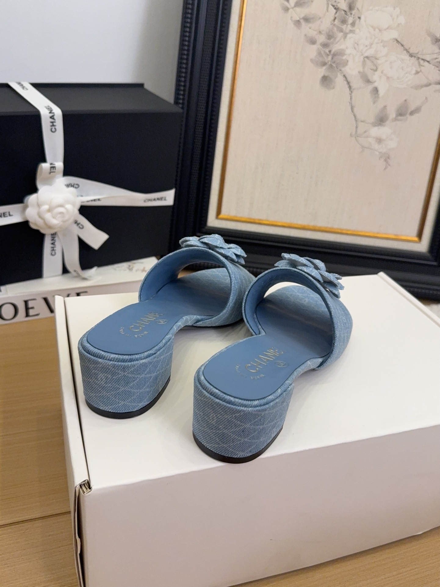 Elegant Chanel Denim Heeled Sandals with Camellia Flower – Sizes 35-39 7 i1744199817 3502 0