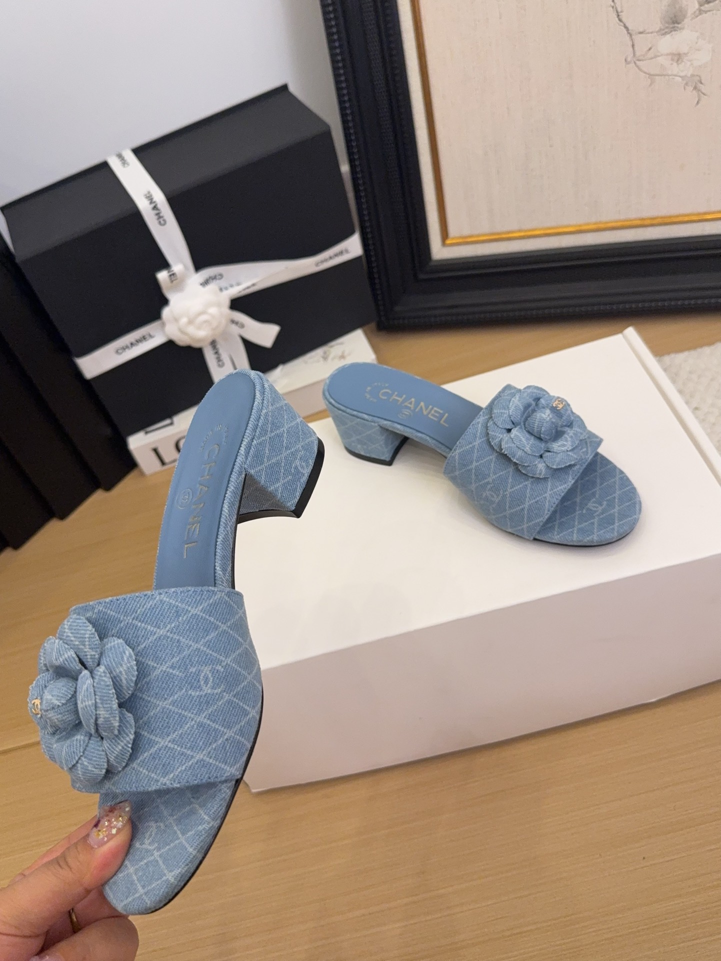 Elegant Chanel Denim Heeled Sandals with Camellia Flower – Sizes 35-39 9 i1744199817 7299 7
