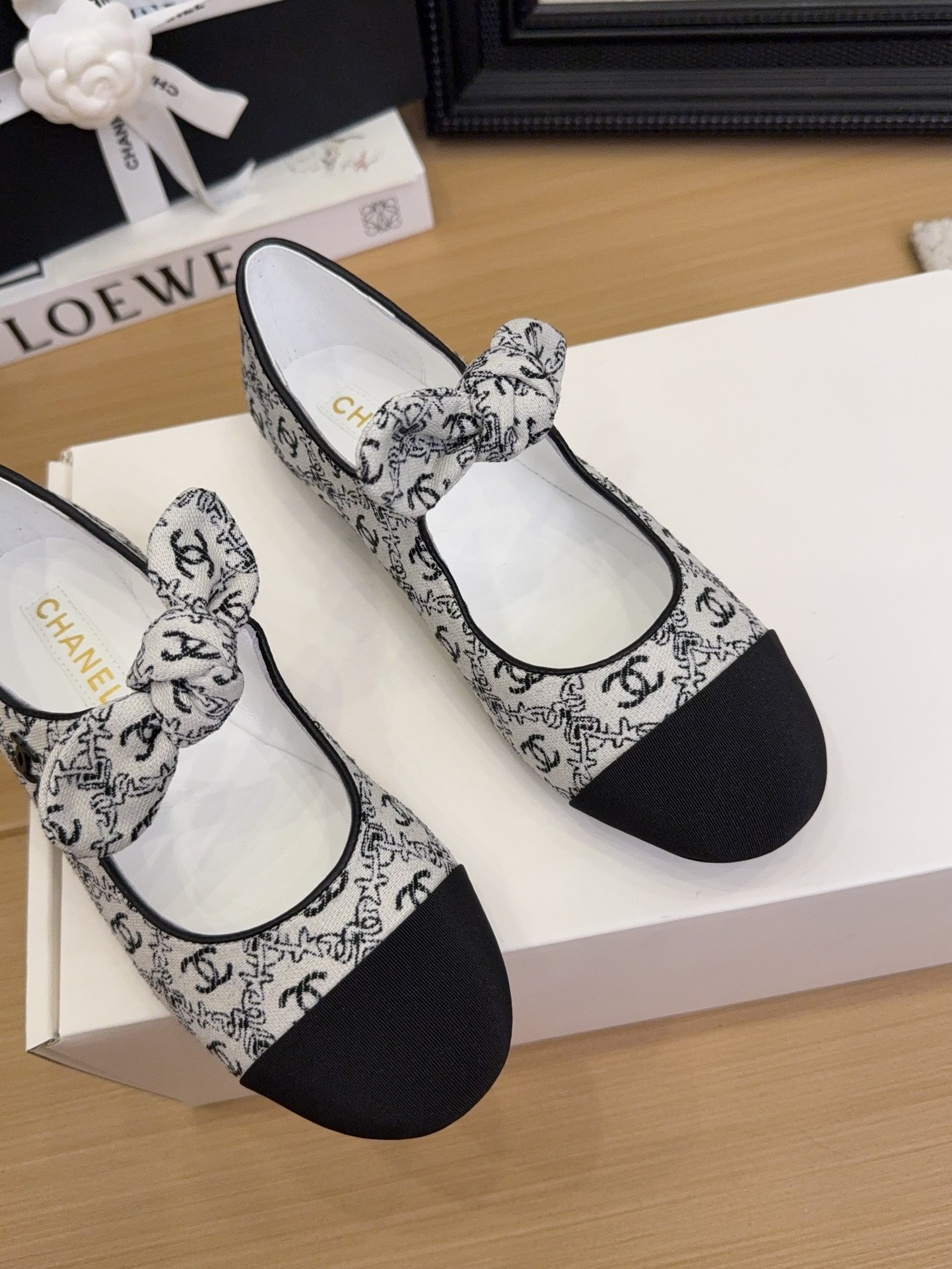 Elegant Women's Chanel Inspired Mary Jane Flats with Bow Detail 7 i1744209961 9847 0
