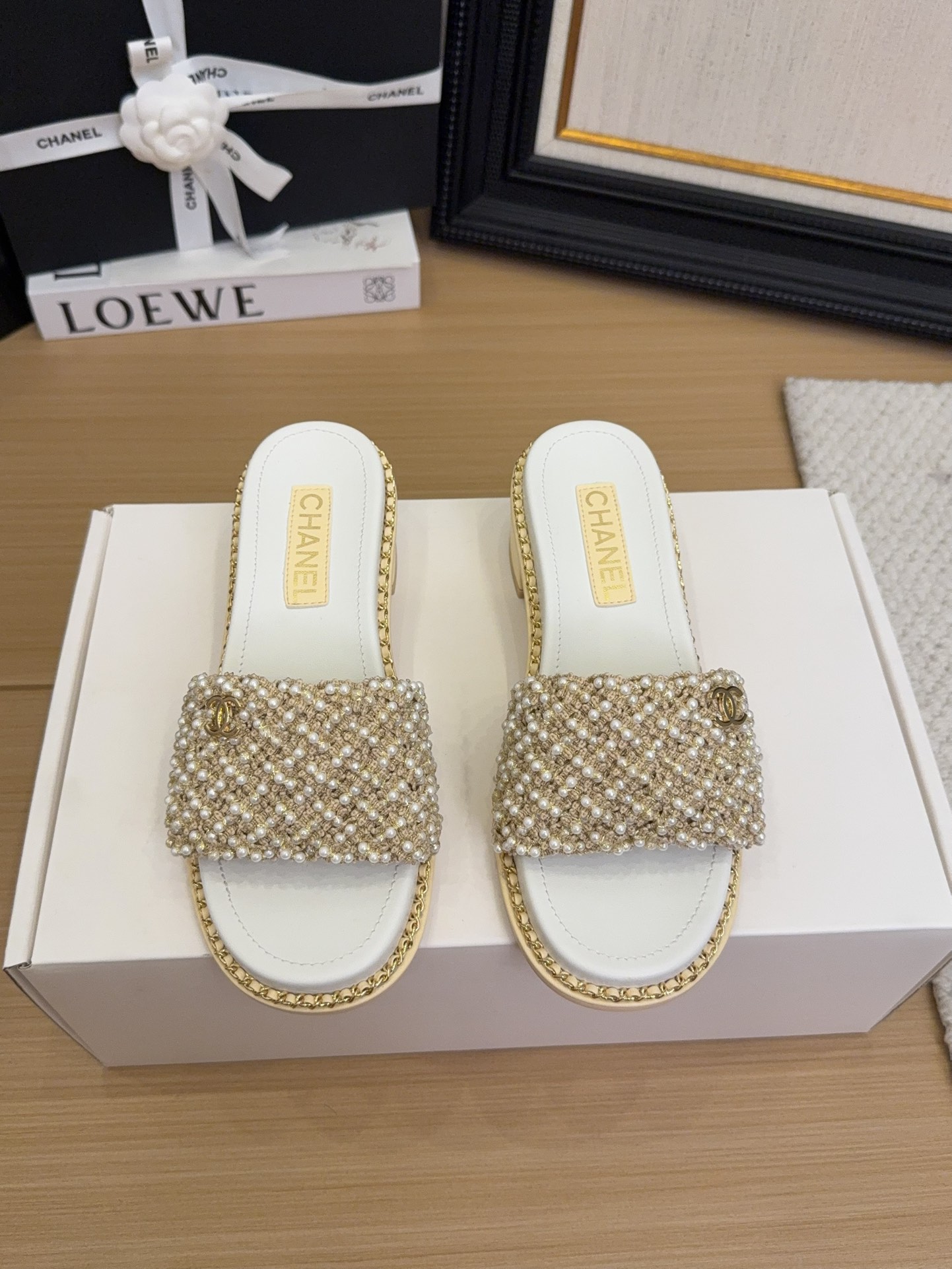 NO:247340,[Spot sale] *25 Counter [authentic grade] version!  !  Official catalog Numbers of codes 35, 36, 37, 38, 39 (34/40/41 Custom-made communication with customer service) are equipped with genuine Italian packaging, slippers, slippers19860909【现货发售】 *25 专柜【正品级】版本！！ 官方目录 码数35、36、37、38、39 (34/40/41 需要定做跟客服♂沟通)  均配有意大利正品包装,拖鞋,slippers,Women's Shoes