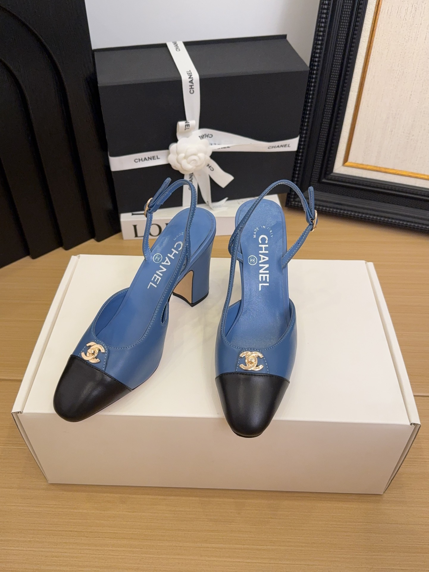 Chanel Women's Blue & Black Leather Slingback Heel, Iconic CC Logo, Size 35-39 4 i1744376185 4335 4