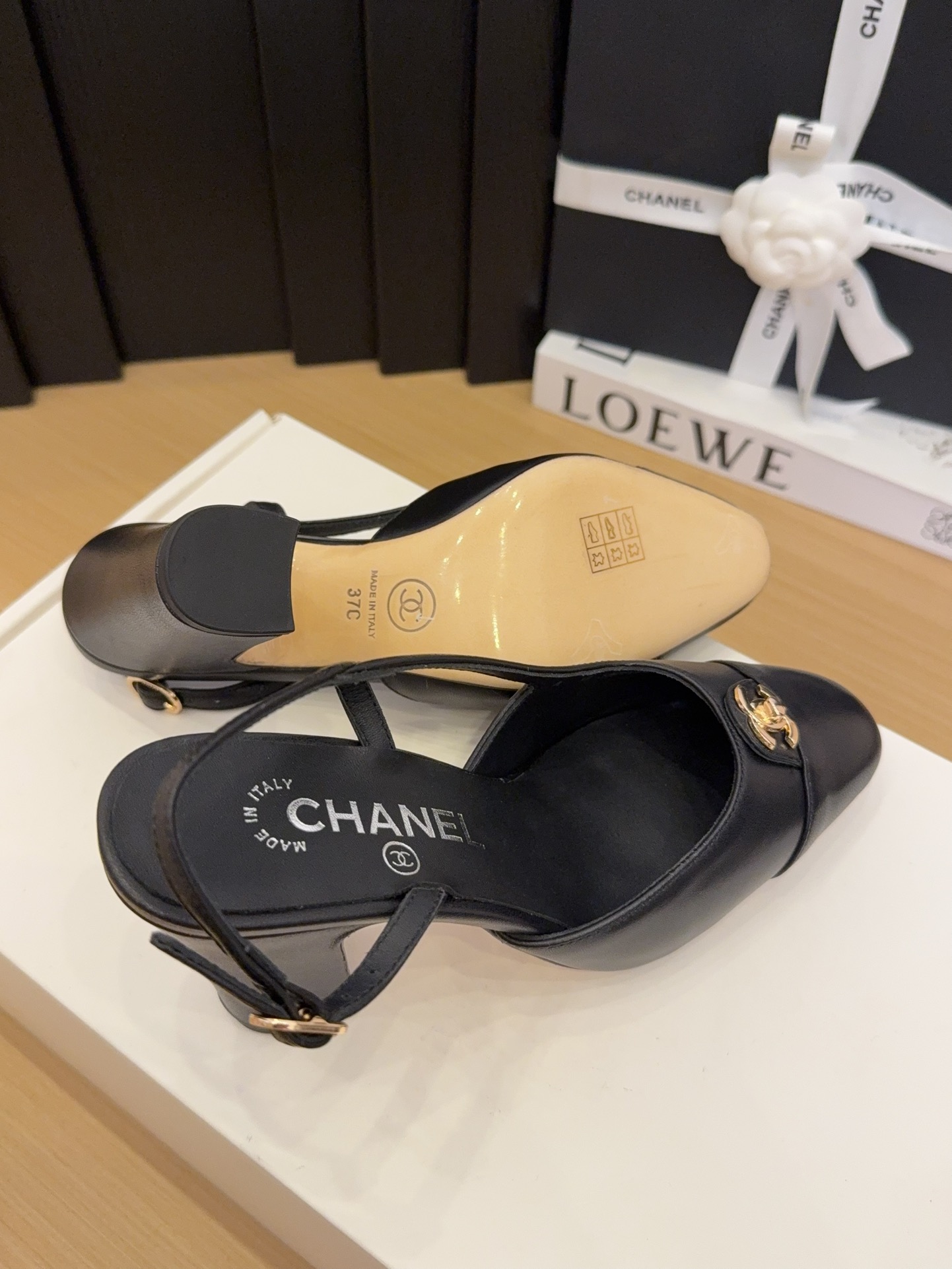 Elegant Slingback Heels with Iconic Logo, Genuine Leather, Comfortable Block Heel 10 i1744376257 3417 5