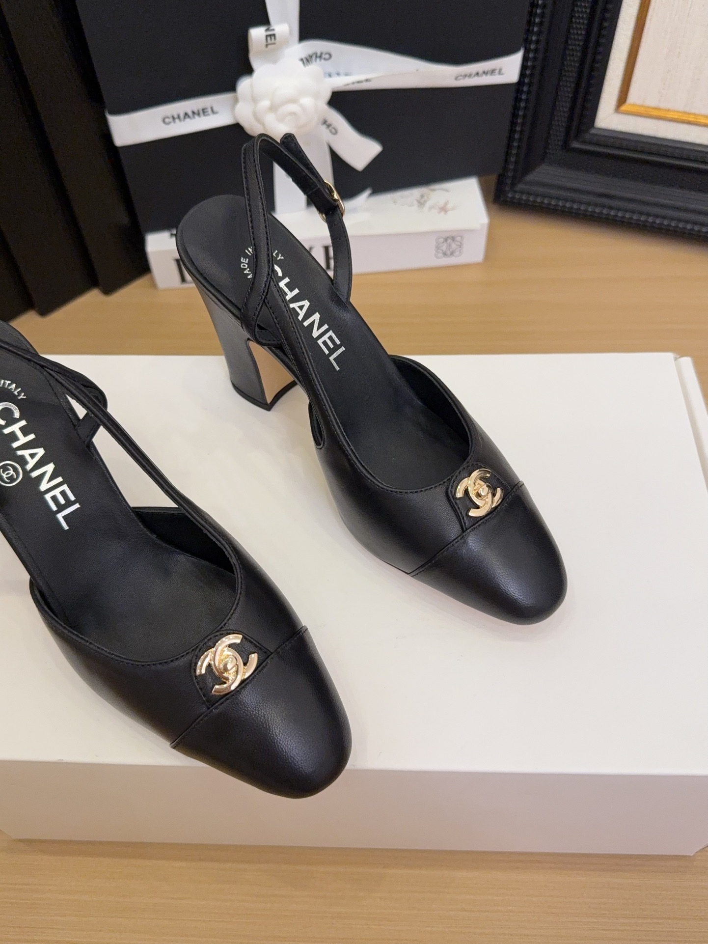Elegant Slingback Heels with Iconic Logo, Genuine Leather, Comfortable Block Heel 7 i1744376257 4928 0