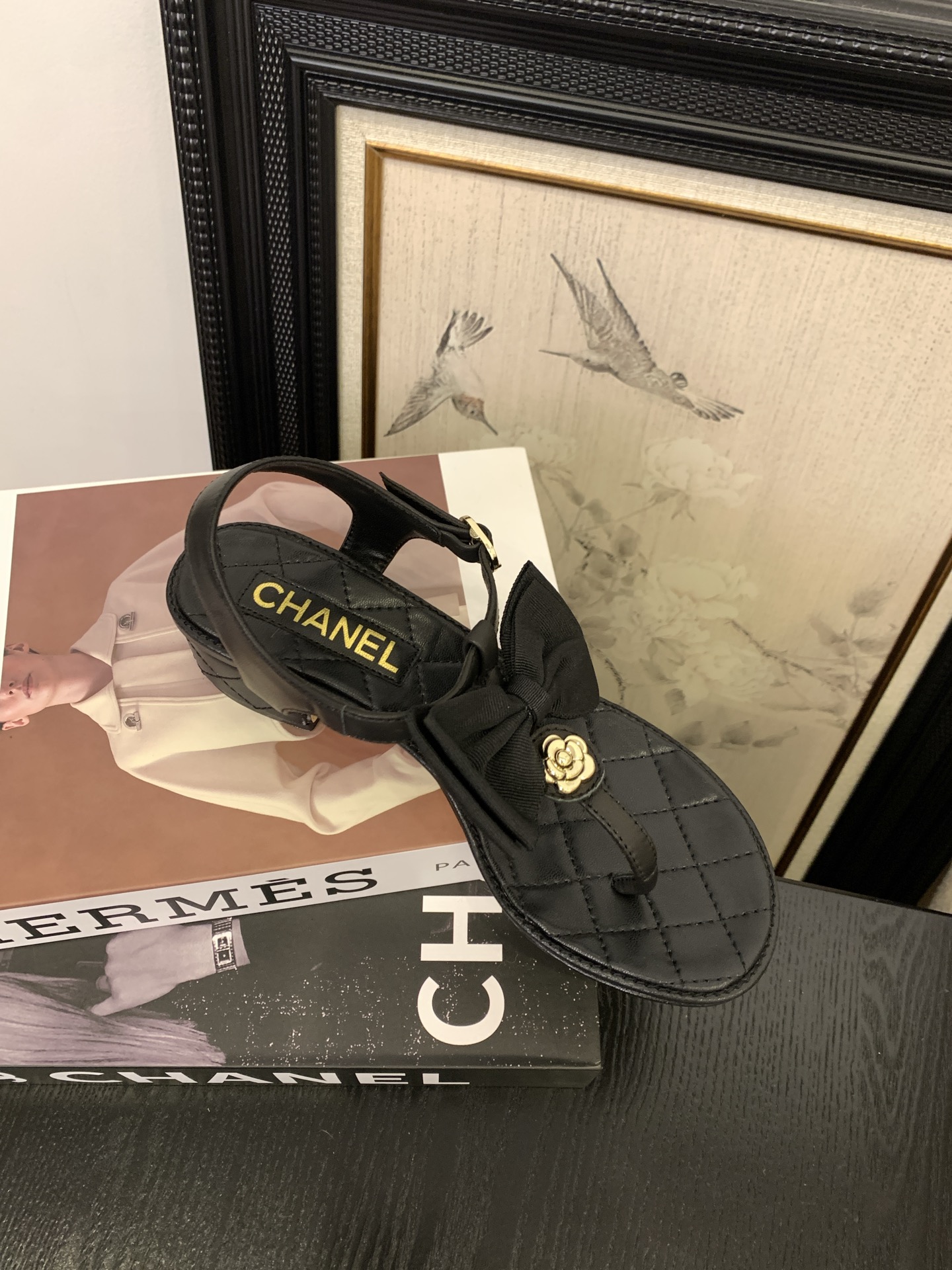 Chanel Women's Thong Sandals with Bow and Pearl Detail - Classic Style 10 i1745389634929 4218 0 8