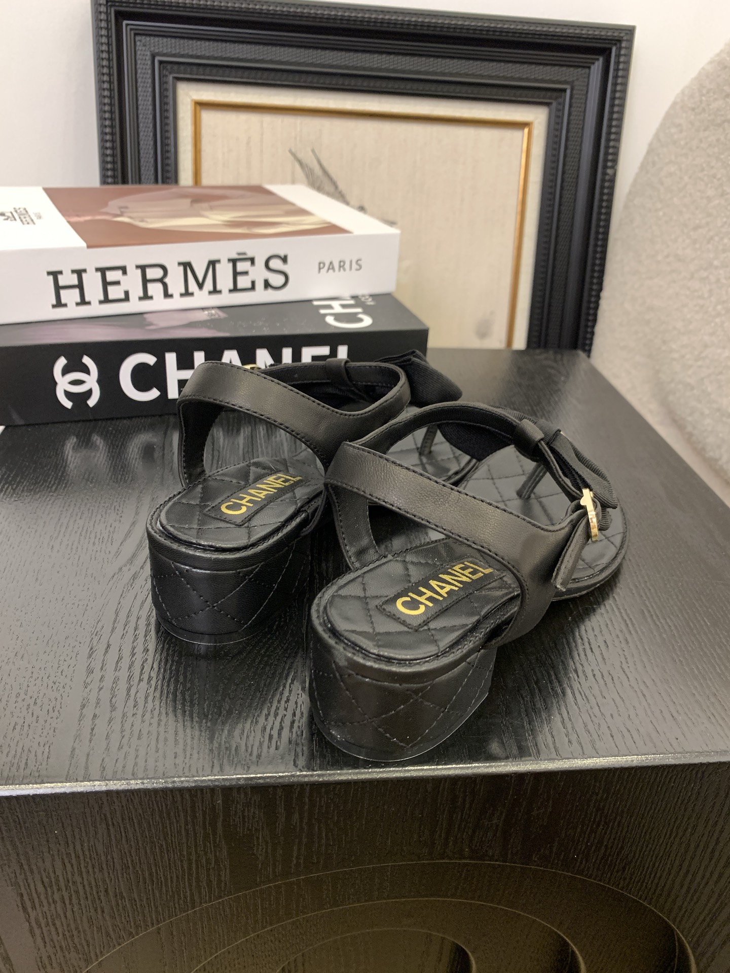 Chanel Women's Thong Sandals with Bow and Pearl Detail - Classic Style 7 i1745389634930 4414 0 5
