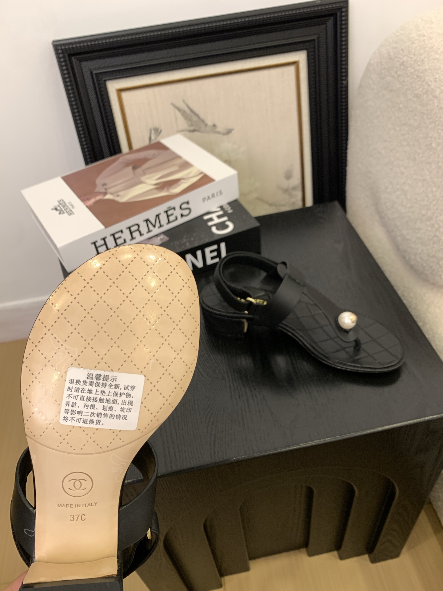 Chanel Women's Black Leather Pearl Thong Sandals Classic Summer Style 6 i1745397250652 5820 0 4