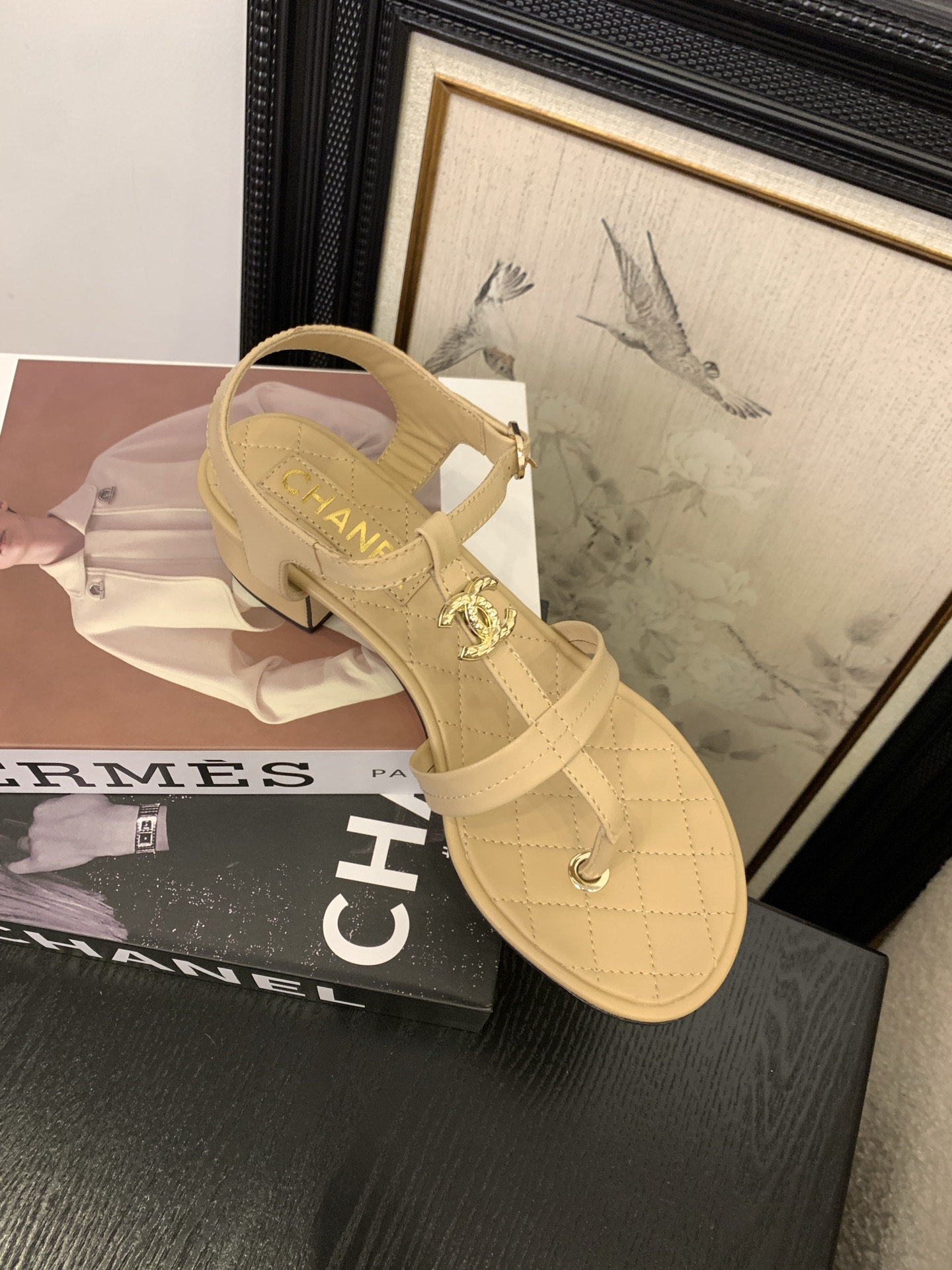 Chanel Women's Pearl Thong Sandal,Lambskin Upper & Leather Sole Italy Made 10 i1745398059233 530 0 8