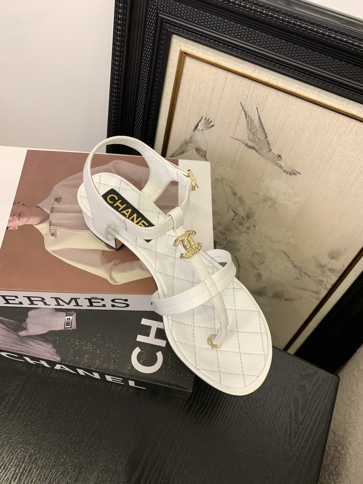Chanel 2025 Spring/Summer Pearl Clasp Thong Sandals - Classic & Stylish 10 i1745398379549 8996 0 8