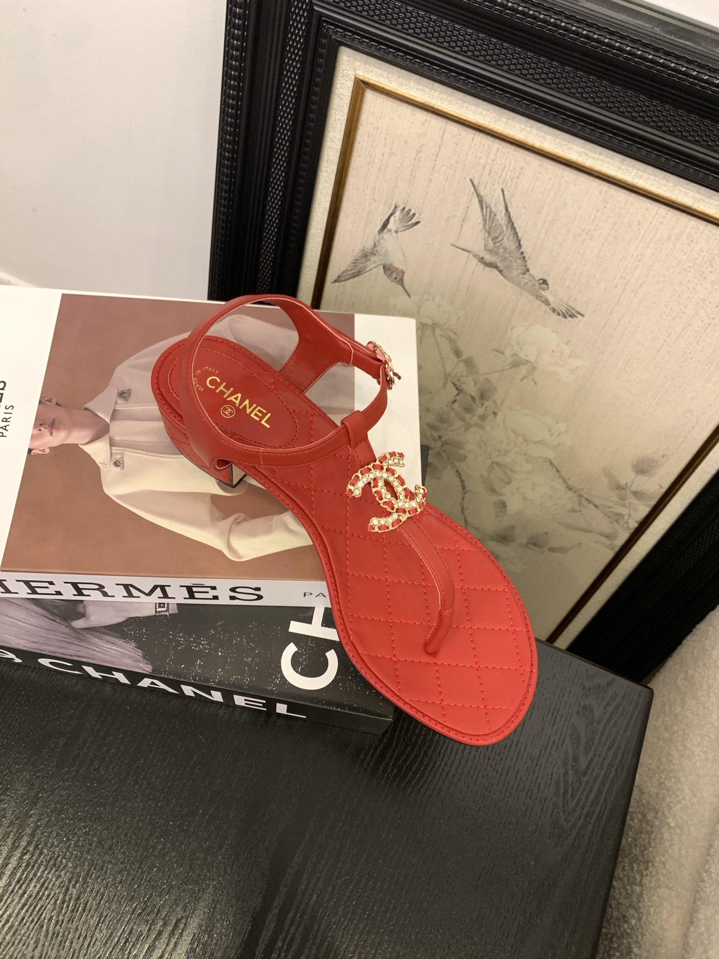 Chanel Women's Thong Sandals with Iconic CC Logo - Classic and Chic 9 i1745399049467 6769 0 7