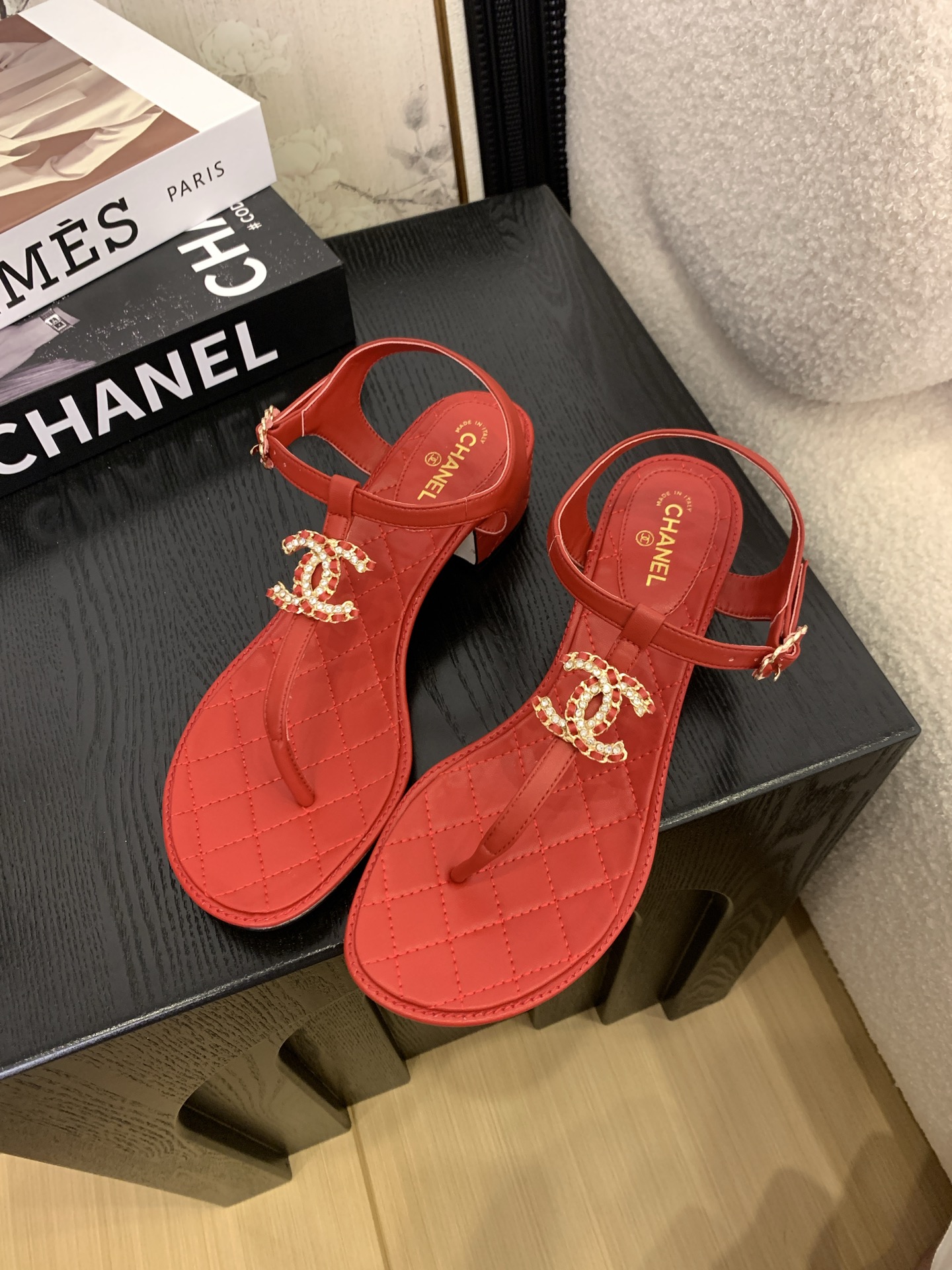 Chanel Women's Thong Sandals with Iconic CC Logo - Classic and Chic 3 i1745399049511 4262 0 1