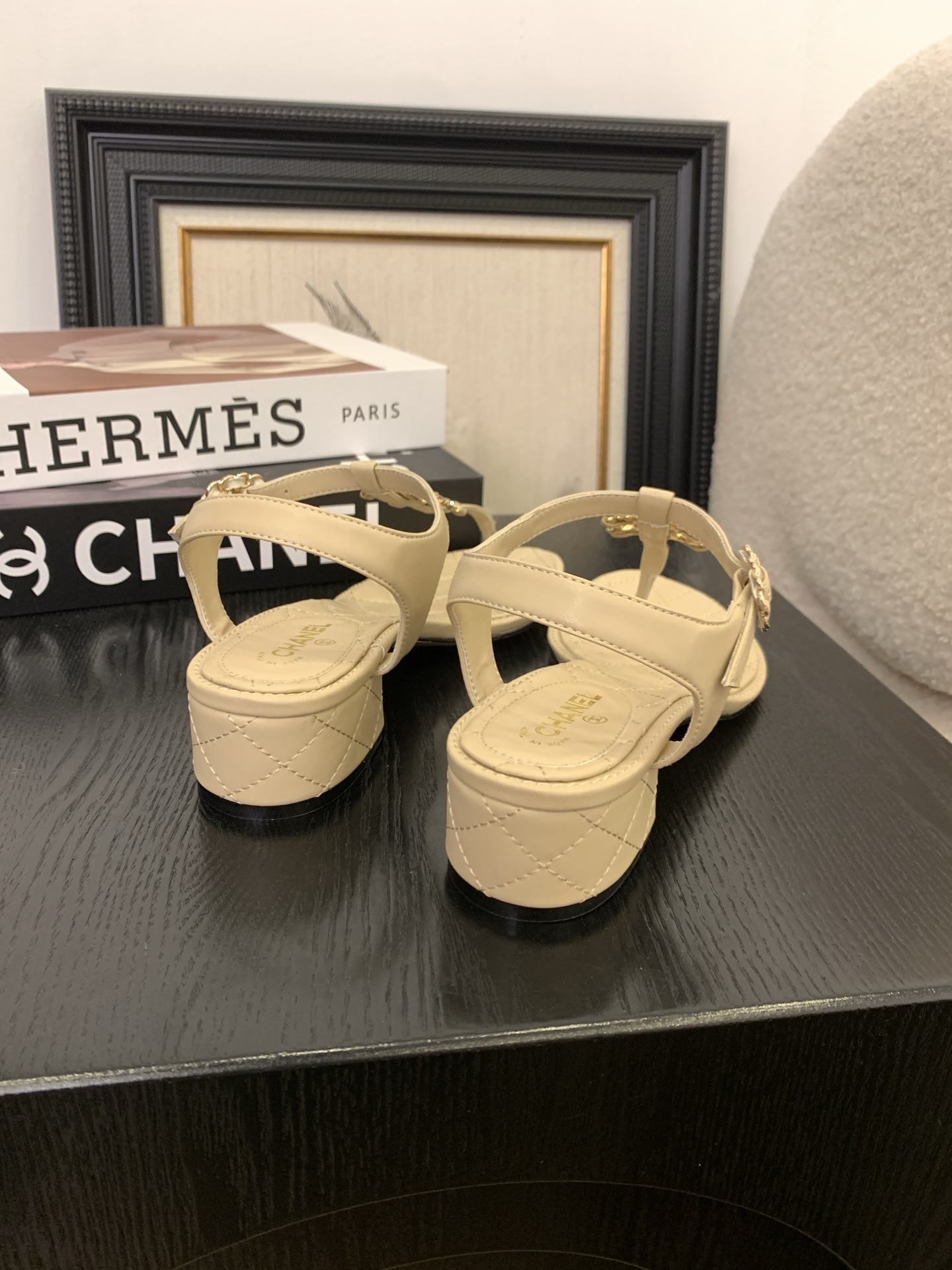 Chanel Women's Thong Sandal with Pearl CC Logo, Beige Leather 7 i1745400475207 9383 0 5