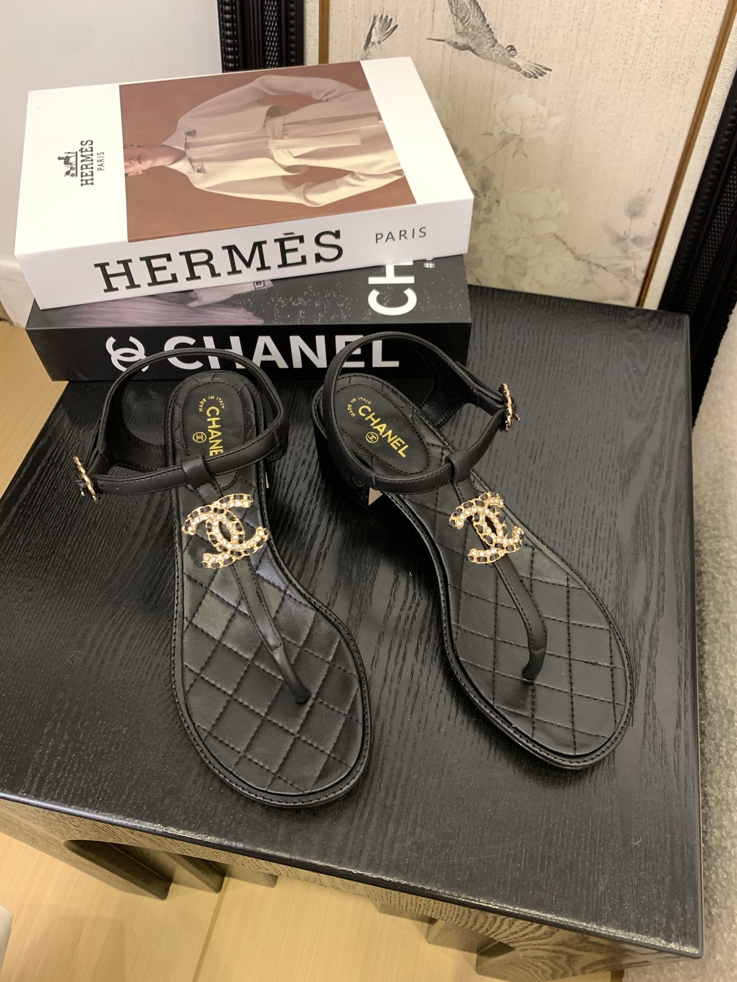 Chanel Women's Classic Thong Sandals with Pearl CC Logo - Luxurious Comfort 5 i1745403232370 8964 0 3