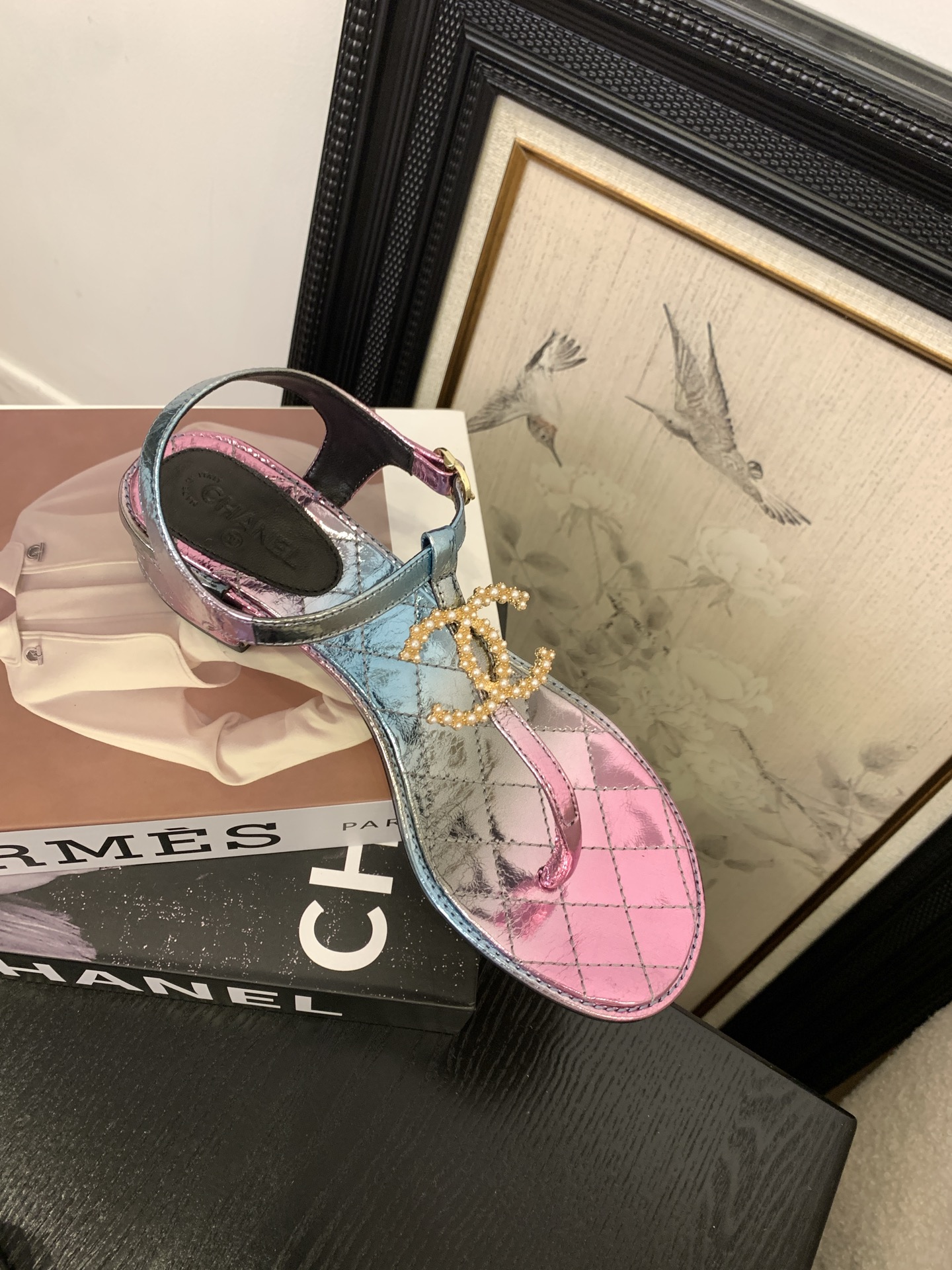 Chanel Pearl CC Logo Lambskin Thong Sandals - Multicolor, Luxury Designer Shoes 9 i1745405206905 6443 0 7