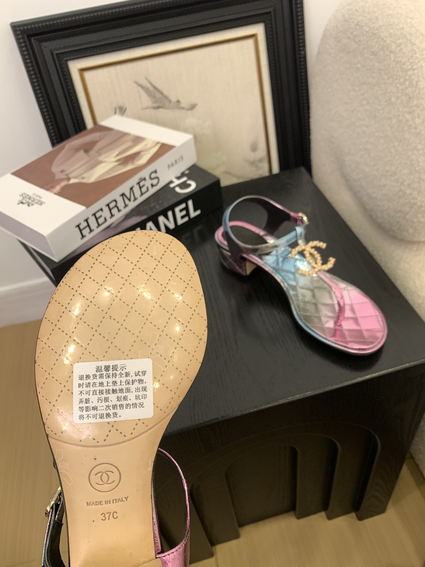 Chanel Pearl CC Logo Lambskin Thong Sandals - Multicolor, Luxury Designer Shoes 10 i1745405224898 5037 0 8