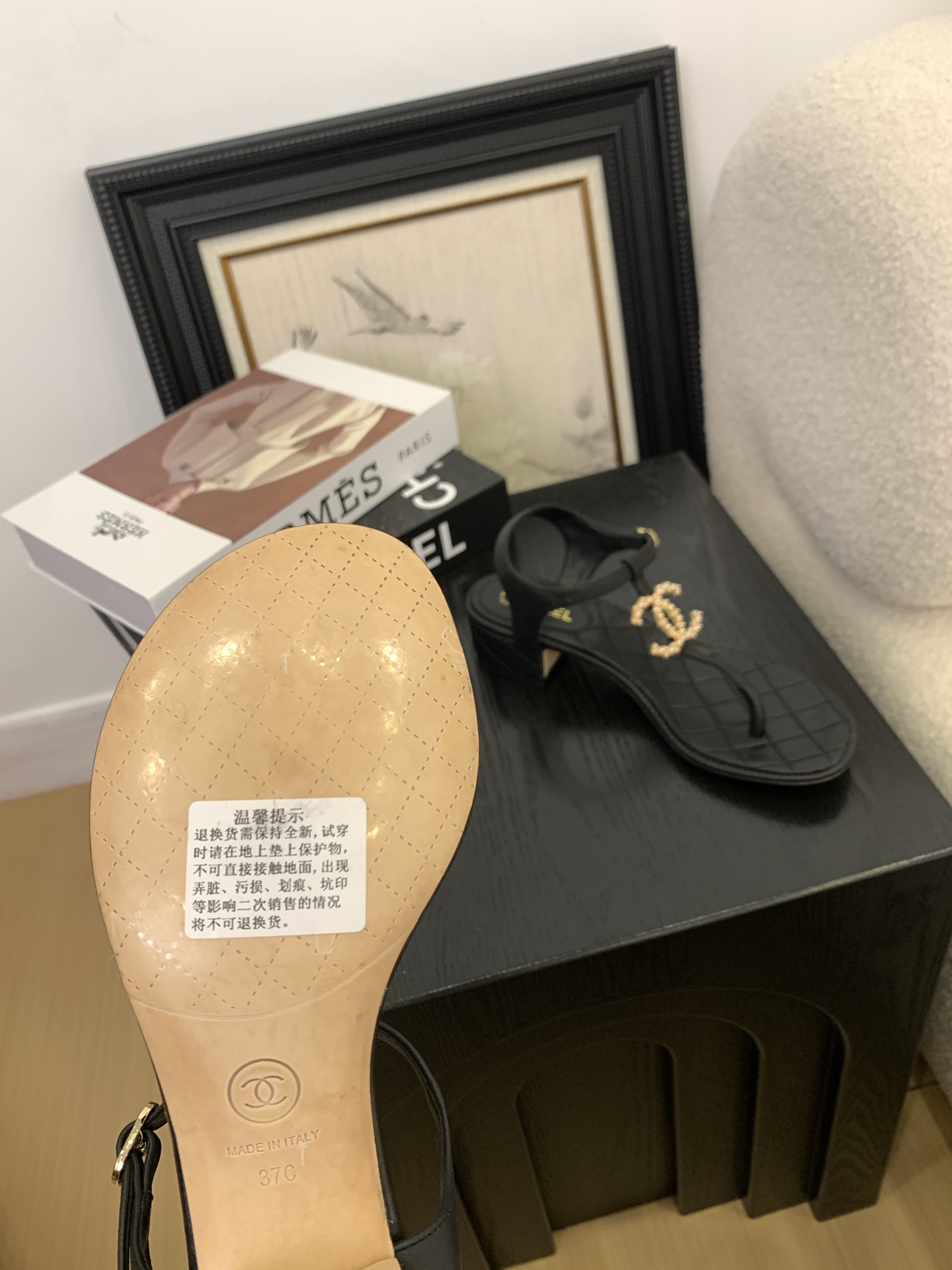 Chanel Women's Pearl CC Thong Sandals Lambskin Leather Black, Size 35-41 6 i1745405447646 1775 0 3
