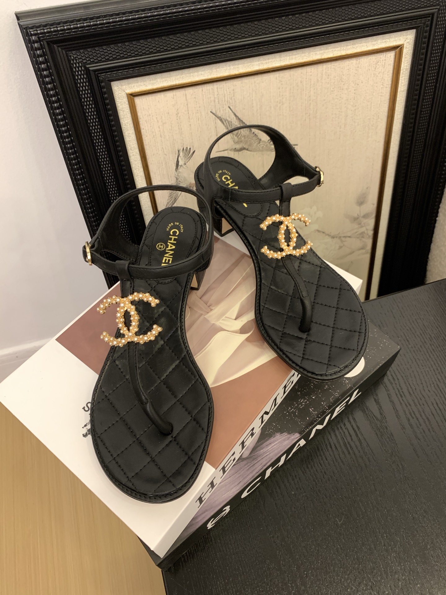Chanel Women's Pearl CC Thong Sandals Lambskin Leather Black, Size 35-41 7 i1745405447900 2903 0 8