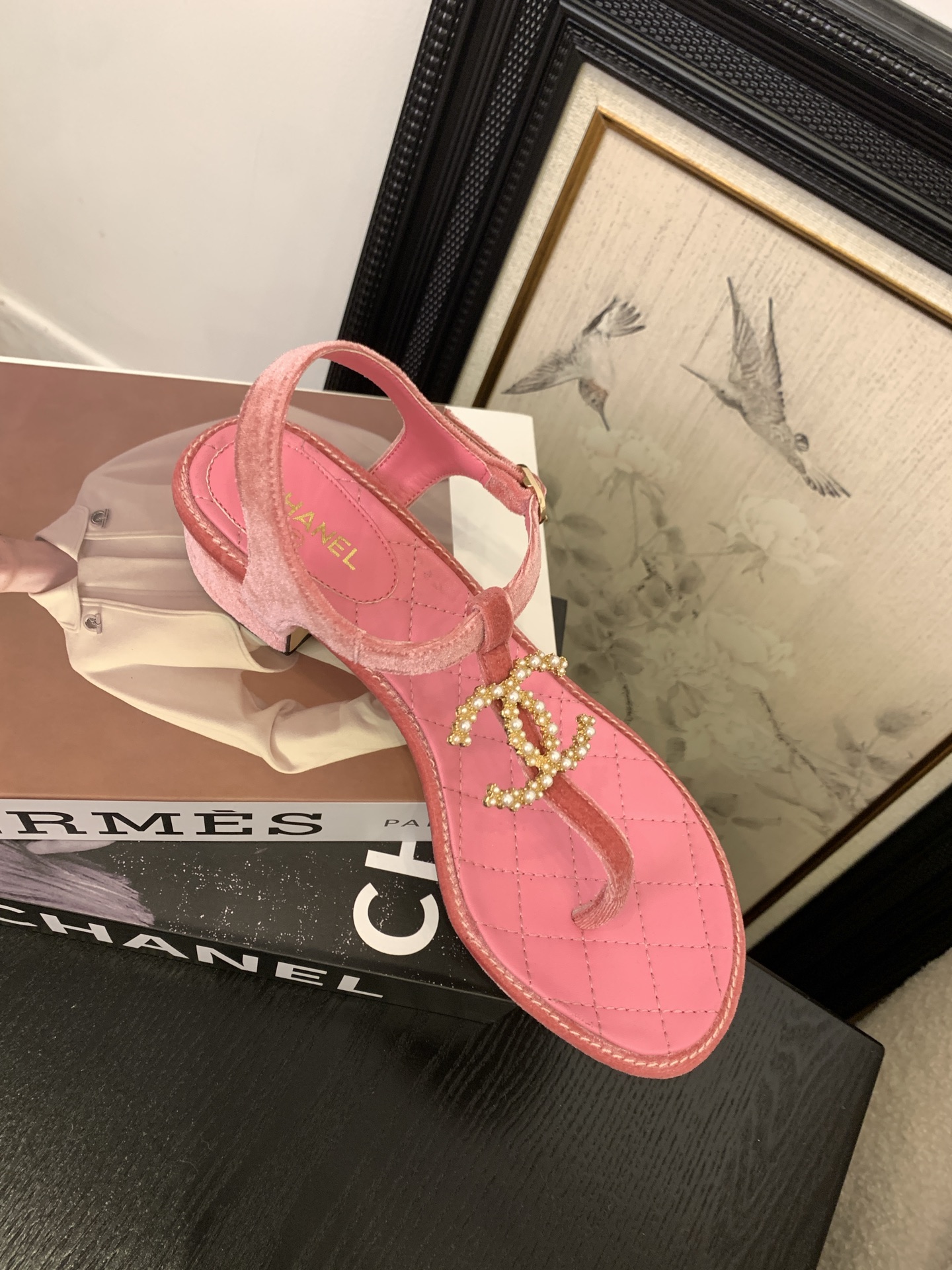 Chanel Women's Classic Thong Sandals with Iridescent Pearl CC Logo 10 i1745406818755 8246 0 8