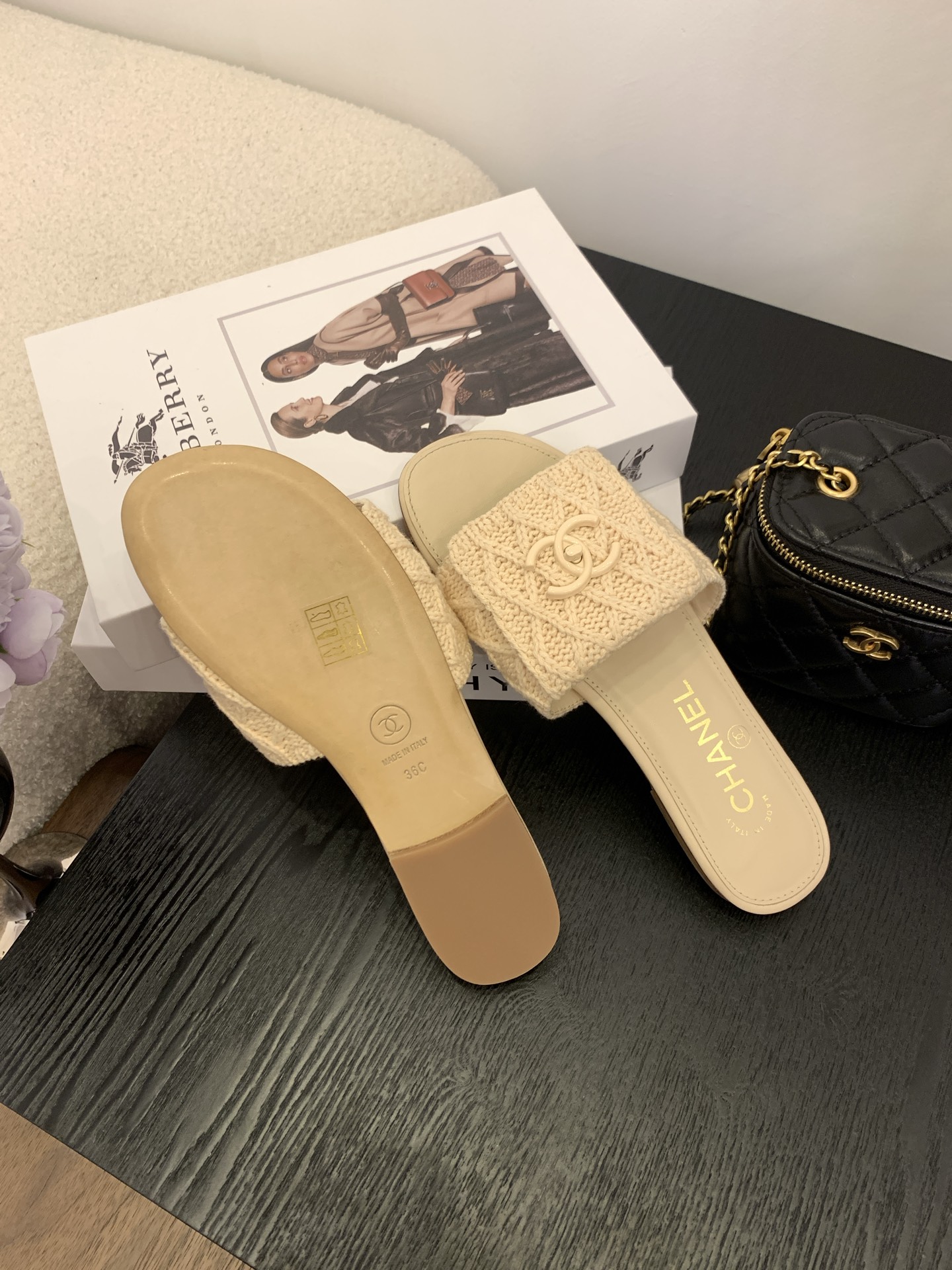 Elegant Chanel Women's Beige Knit CC Logo Pool Slides Sandals 8 i1745555065912 4807 0 6