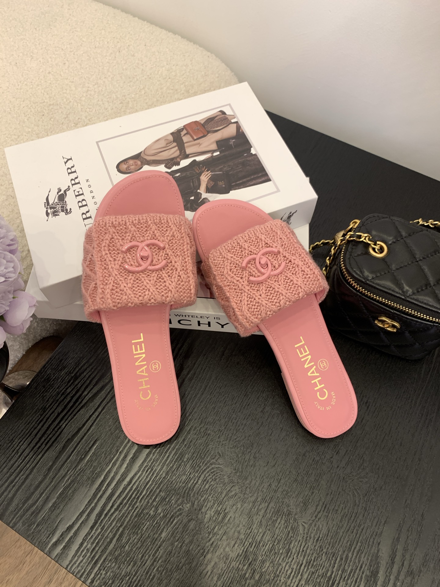 Elegant Pink Chanel Women's Slides Sandals with CC Logo, Sizes 35-39 8 i1745555499681 3056 0 6