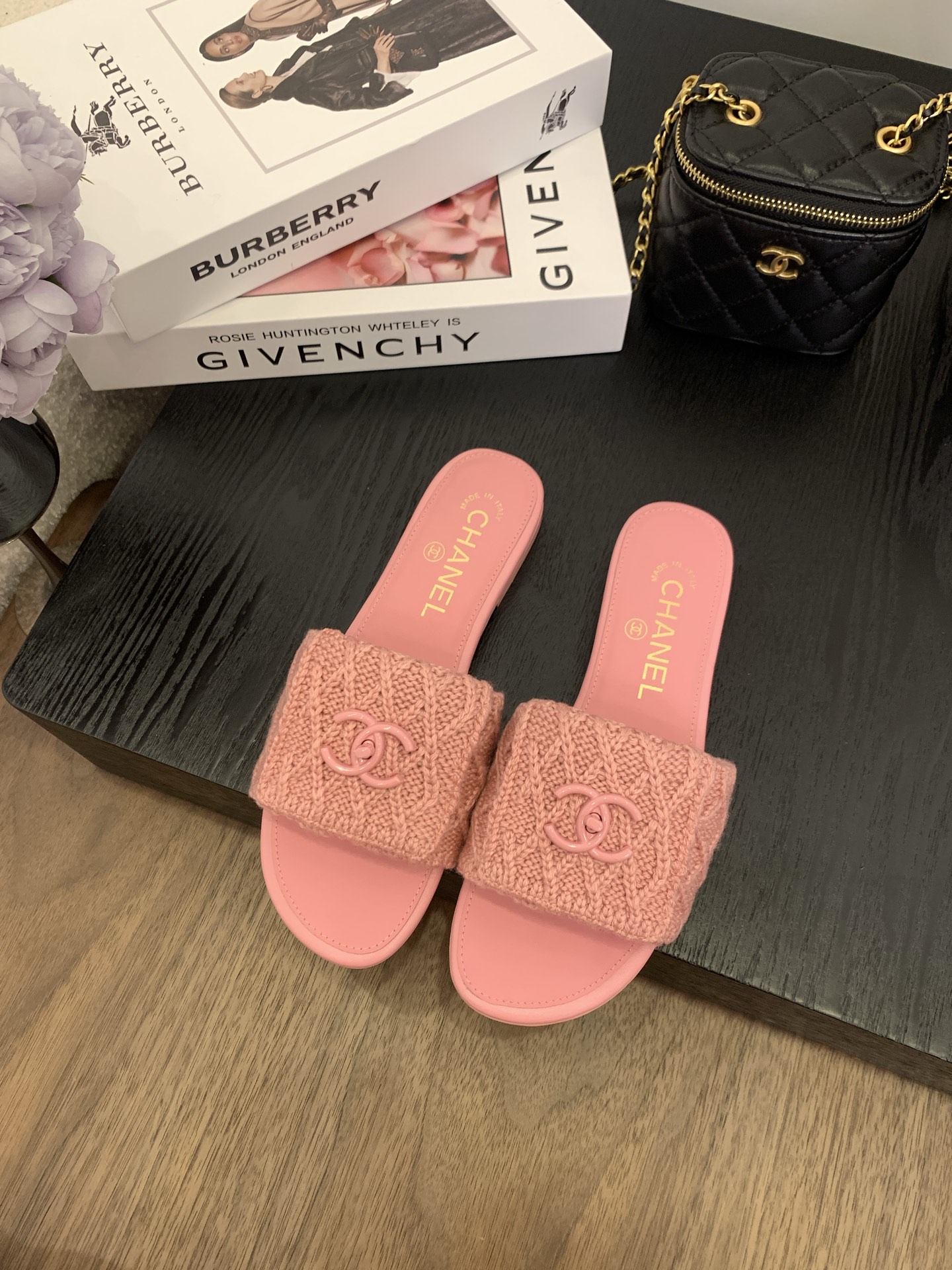 Elegant Pink Chanel Women's Slides Sandals with CC Logo, Sizes 35-39 3 i1745555500046 9263 0 0