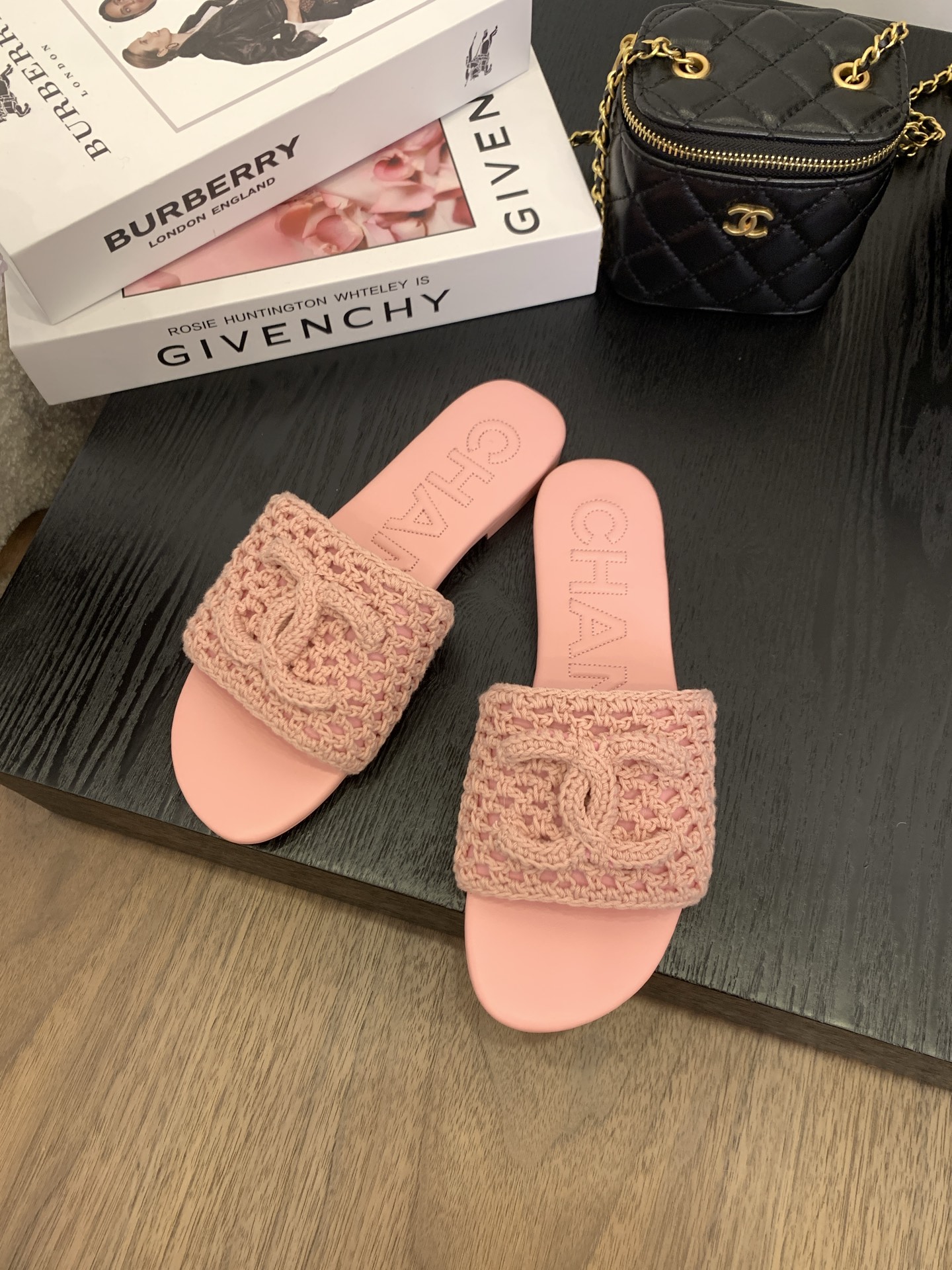 Chanel Women's Pink Crochet CC Logo Slide Sandals, Italian Packaging Included 4 i1745562912366 3026 0 1