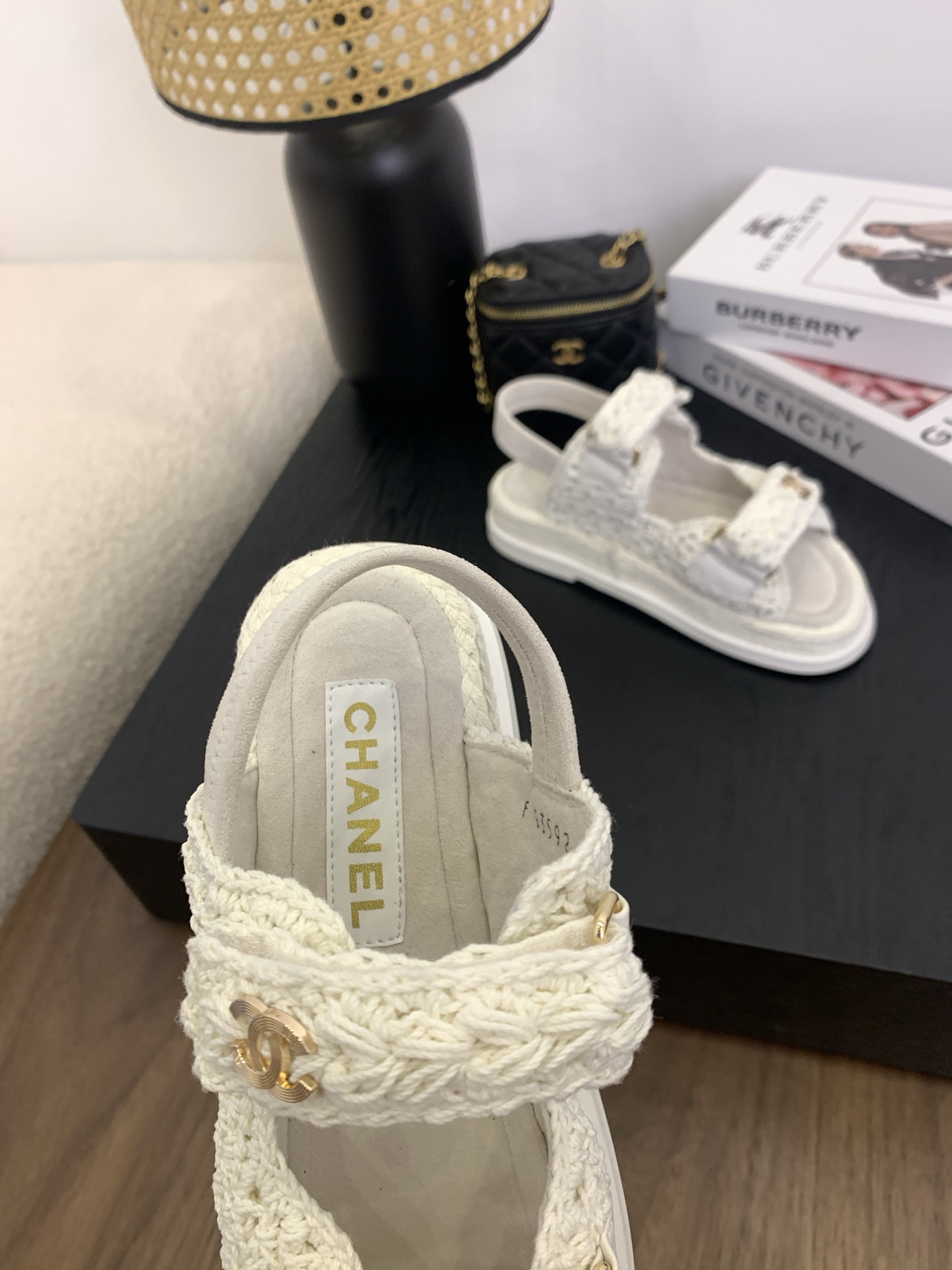 Chanel Women's White Crochet Sandals With CC Logo, Authentic Italian Packaging 8 i1745731822916 7355 0 6