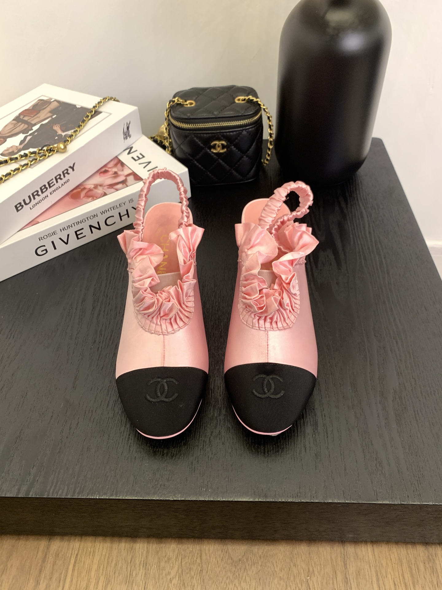 Elegant Slingback Heels With Ruffle Detail And Cap Toe Design 3 i1745743354000 9872 0 0