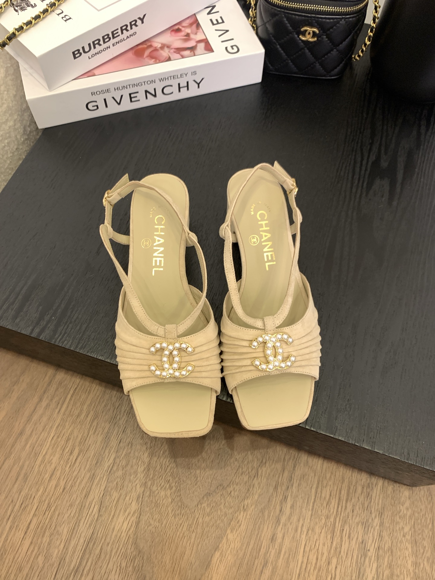 Elegant Women's Fashion Shoes - Classic Design, Multiple Sizes Available 2 i1745758967996 1274 0 0