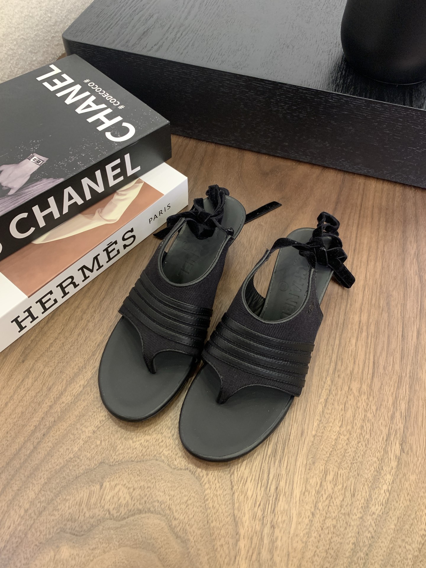 Elegant Women's Leather Shoes - Classic Design, Comfort Fit - Sizes 35-39 2 i1745768908075 4090 0 0