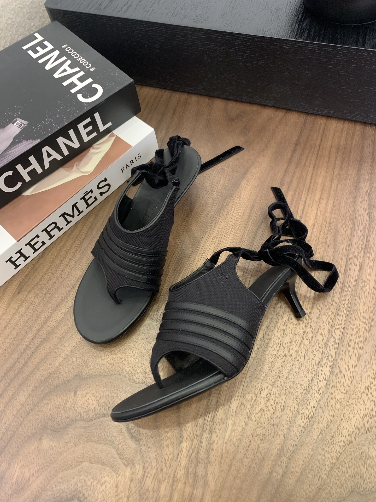 Elegant Women's Leather Shoes - Classic Design, Comfort Fit - Sizes 35-39 3 i1745768911319 2692 0 1