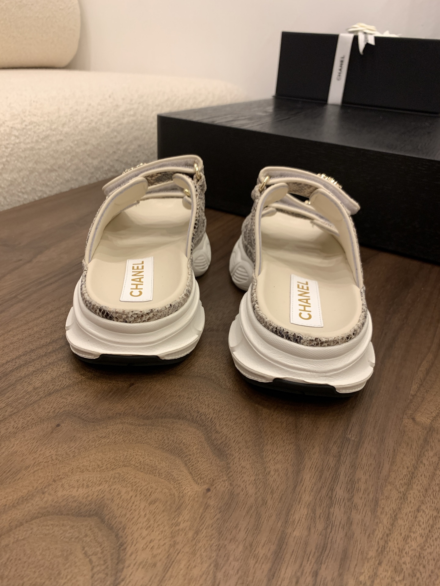 Elegant Women's Flats - Classic Design, Comfortable Fit, Multiple Sizes Available 6 i1748156584532 3694 0 4