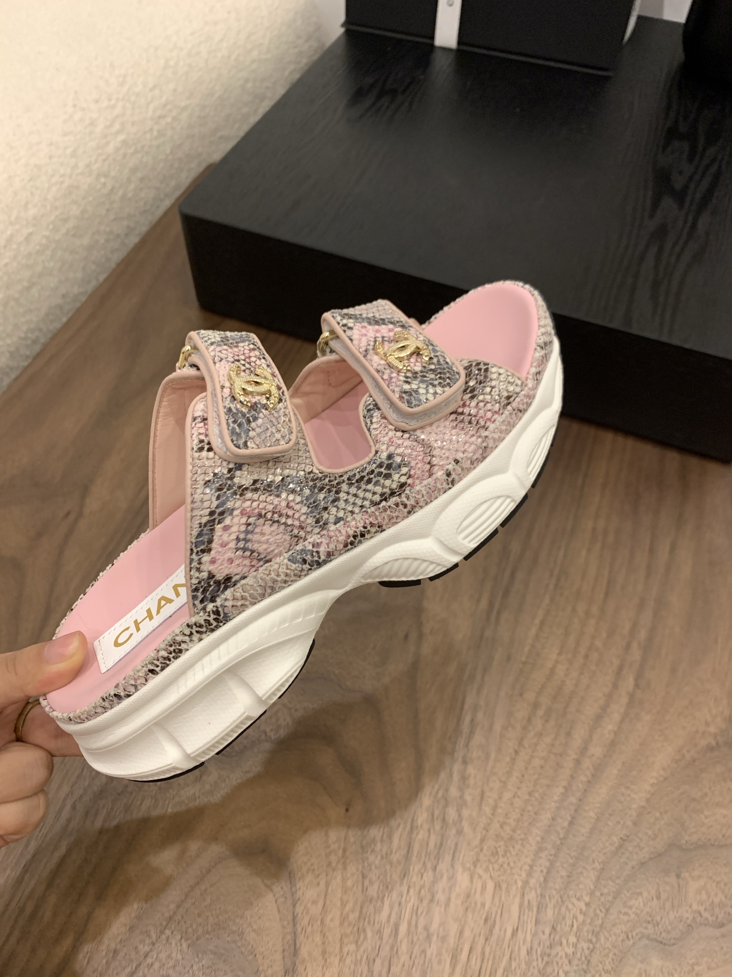 Elegant Women's Designer Shoes - Classic Style & Comfort, Size 35-39 6 i1748156666910 3820 0 4