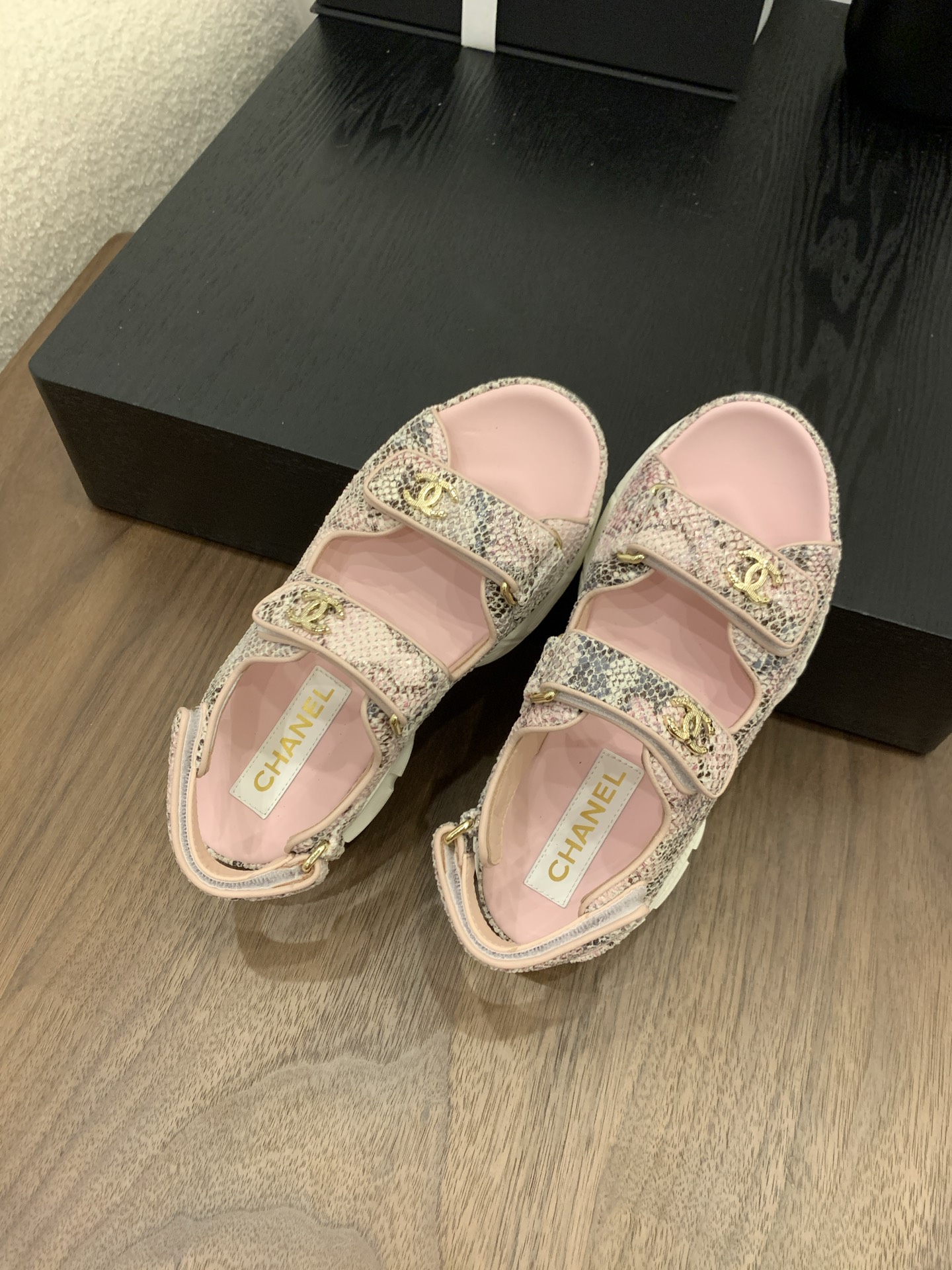 Elegant Women's Leather Ballet Flats - Classic Style & Comfort 5 i1748156721231 4760 0 3