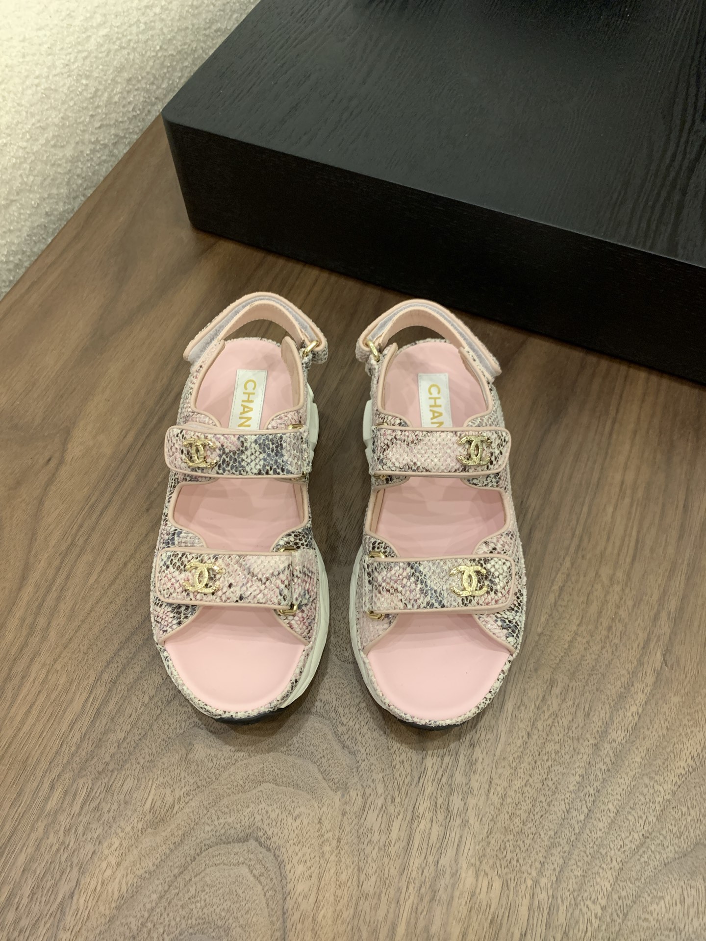 Elegant Women's Leather Ballet Flats - Classic Style & Comfort 2 i1748156721389 2028 0 0