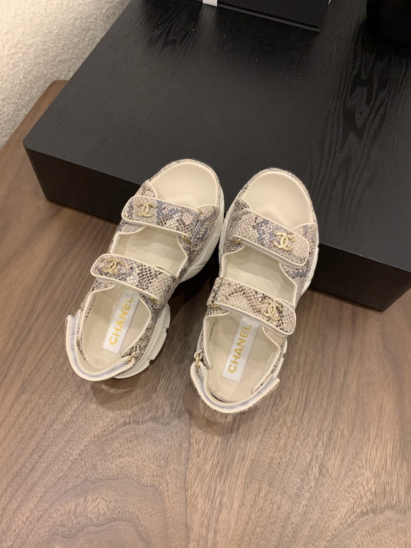 Elegant Women's Classic Flats - Size 35-39 - Authentic Design 5 i1748156742693 9488 0 3