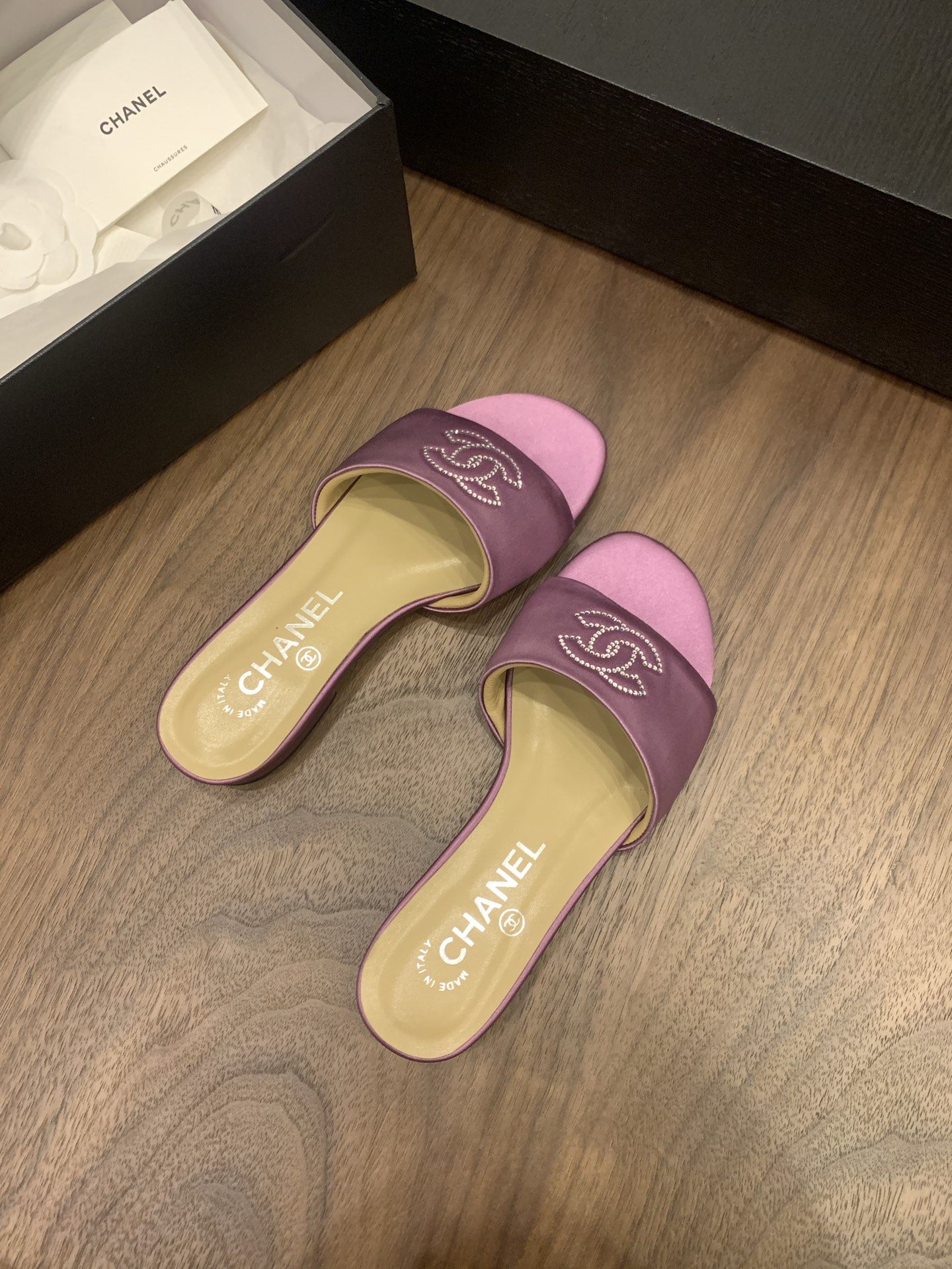 Elegant Women's Quilted Leather Ballet Flats - Classic Style & Comfort 7 i1748182533282 332 0 5
