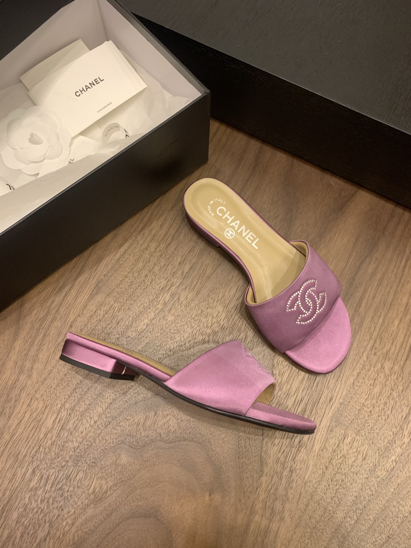 Elegant Women's Quilted Leather Ballet Flats - Classic Style & Comfort 3 i1748182533324 4046 0 1