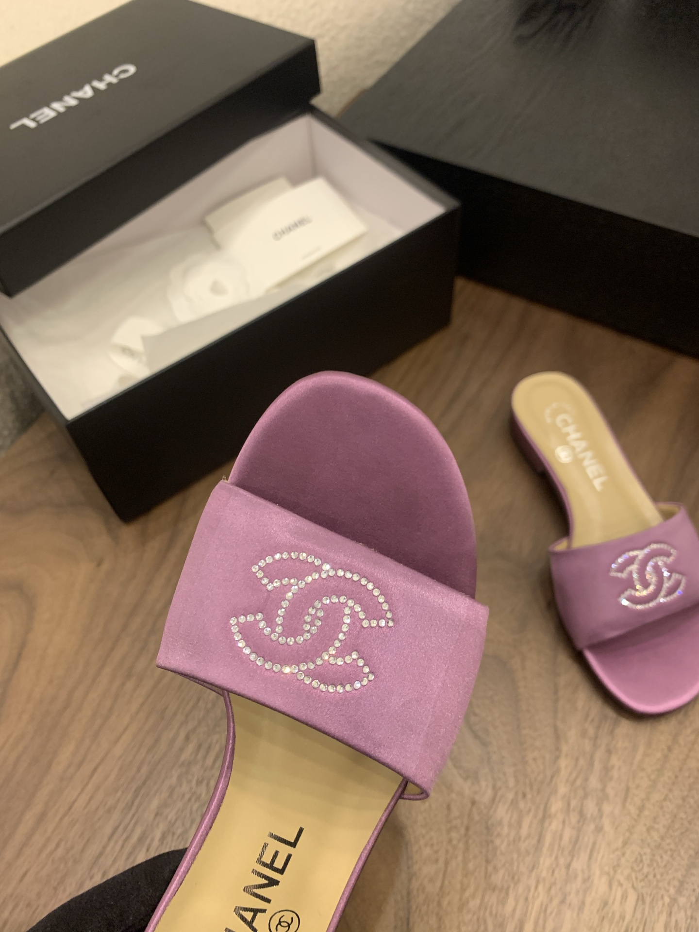 Elegant Women's Quilted Leather Ballet Flats - Classic Style & Comfort 8 i1748182534864 6429 0 6