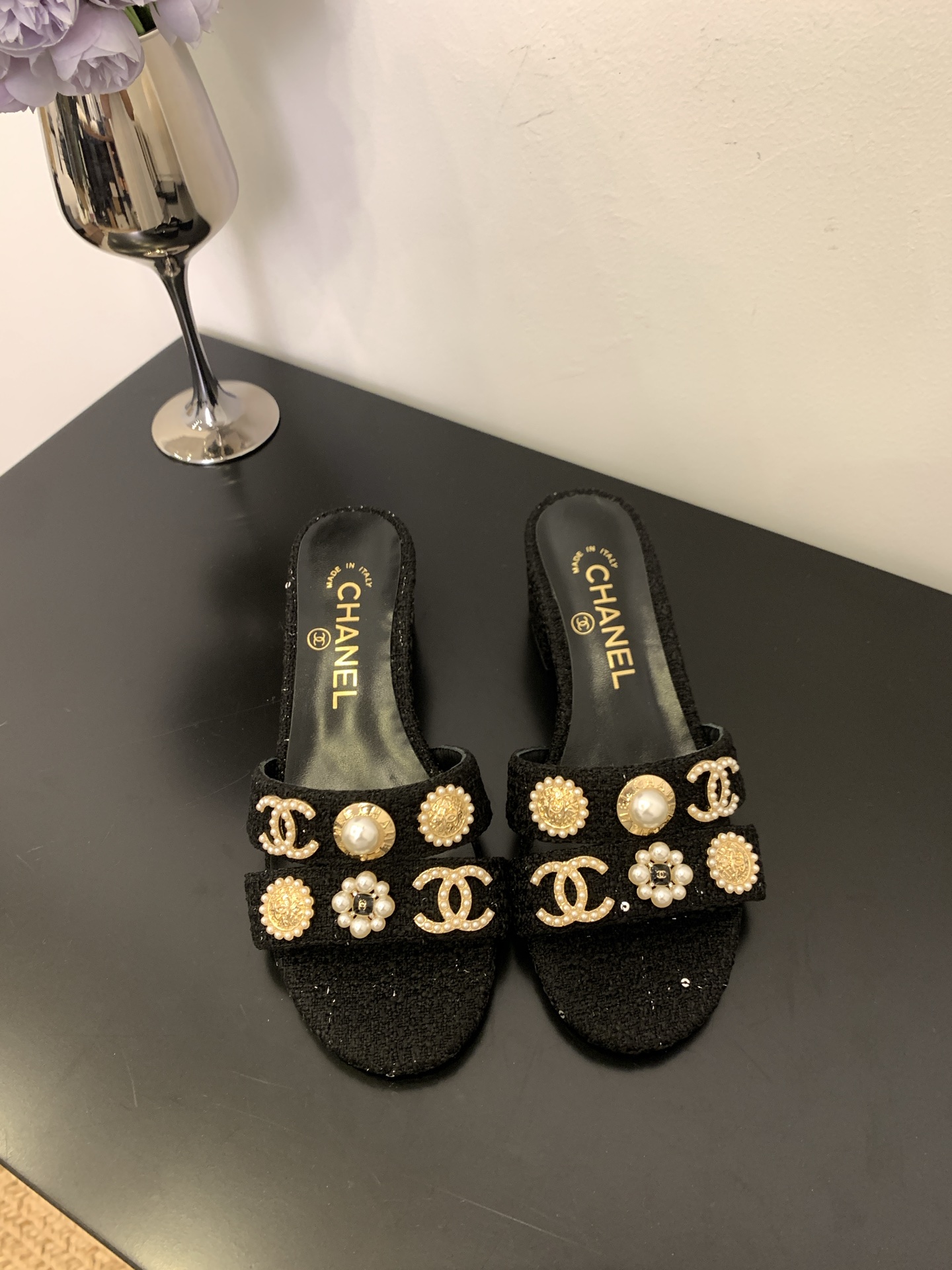 NO:392185,Duoliang [spot sale] *25 counter [authentic grade] version!  !  Official catalog Numbers of codes 35, 36, 37, 38, 39 (34/40/41 Custom-made communication with customer service) are equipped with genuine Italian packaging, slippers, slippers19860909拖凉【现货发售】*25 专柜【正品级】版本！！ 官方目录 码数35、36、37、38、39 (34/40/41 需要定做跟客服♂沟通) 均配有意大利正品包装,拖鞋,slippers,Women's Shoes