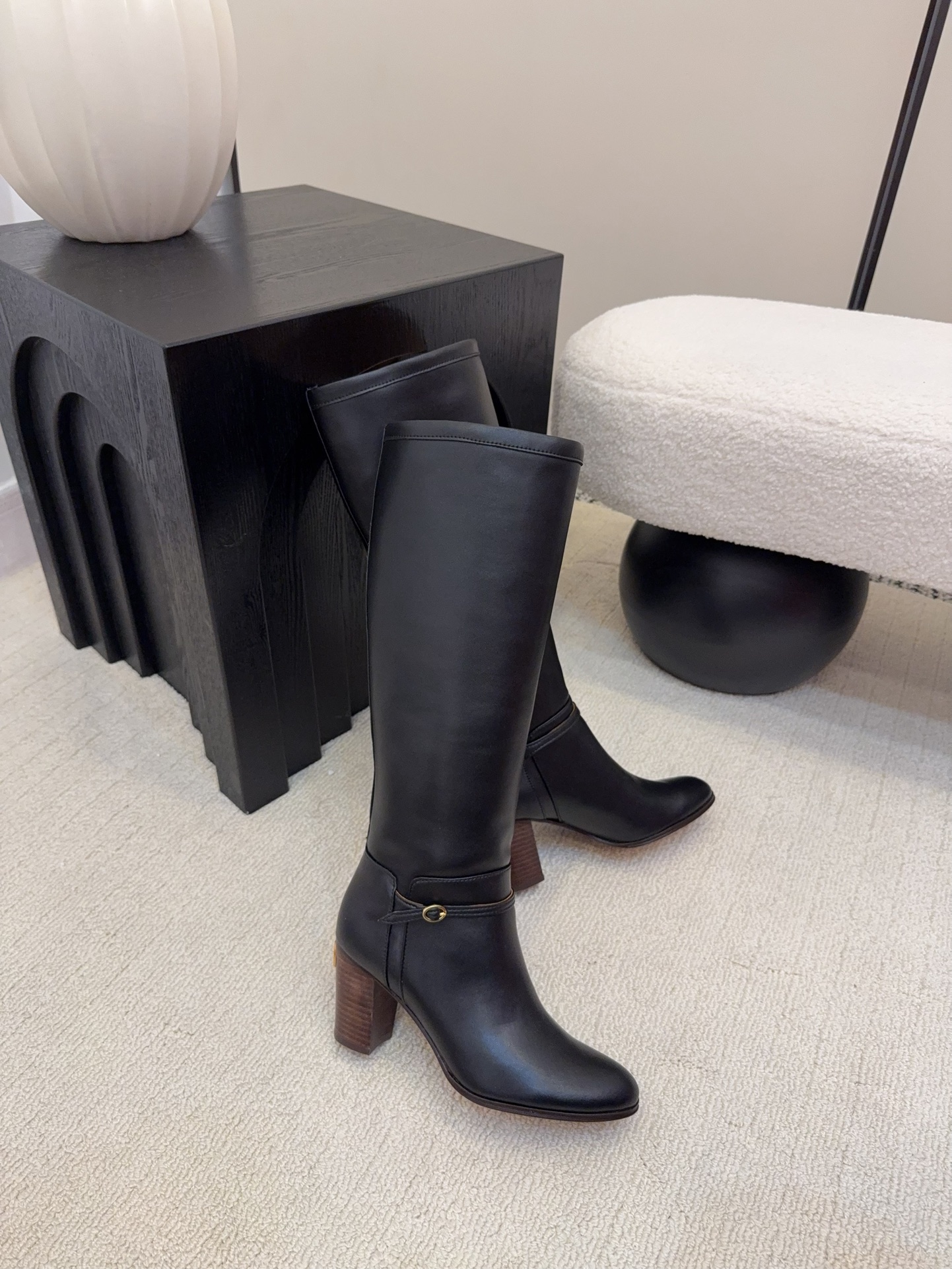Valentino Women's Black Leather Heeled Knee High Boots - 2025 Collection 10 i1757759956 3182 0