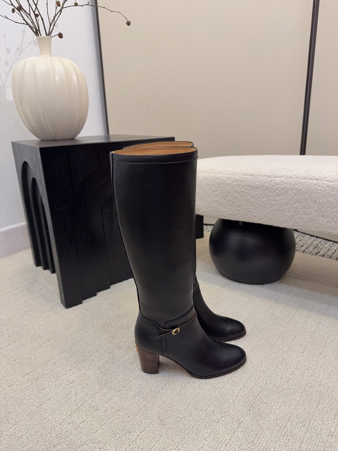 Valentino Women's Black Leather Heeled Knee High Boots - 2025 Collection 4 i1757759956 4211 0