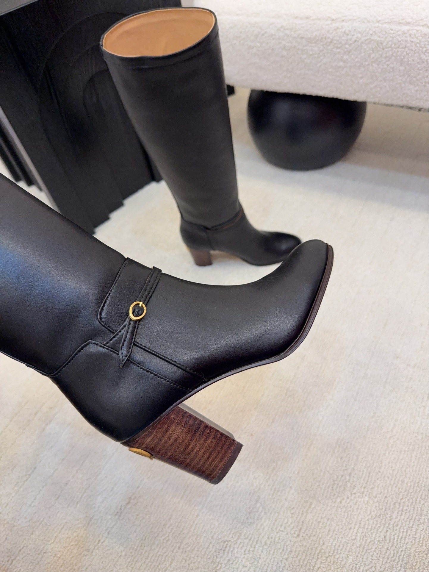 Valentino Women's Black Leather Heeled Knee High Boots - 2025 Collection 5 i1757759956 4604 0