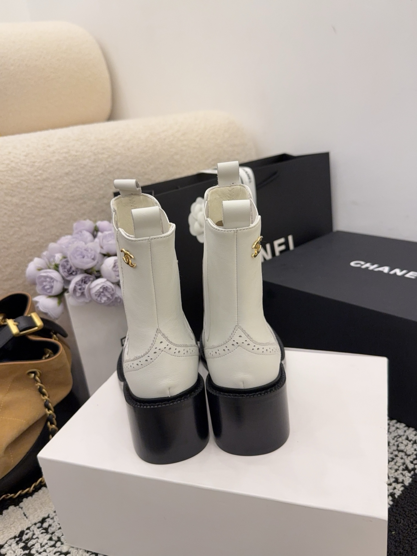 i1764683349909 3118 0 6